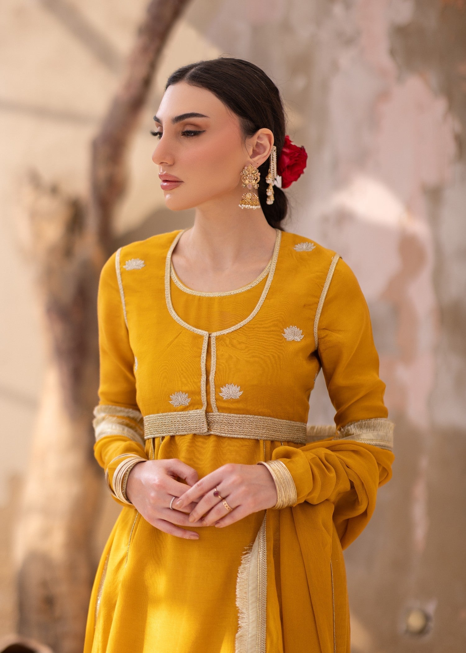 Daak & Co. Sona Marigold Yellow () Women 4pcs