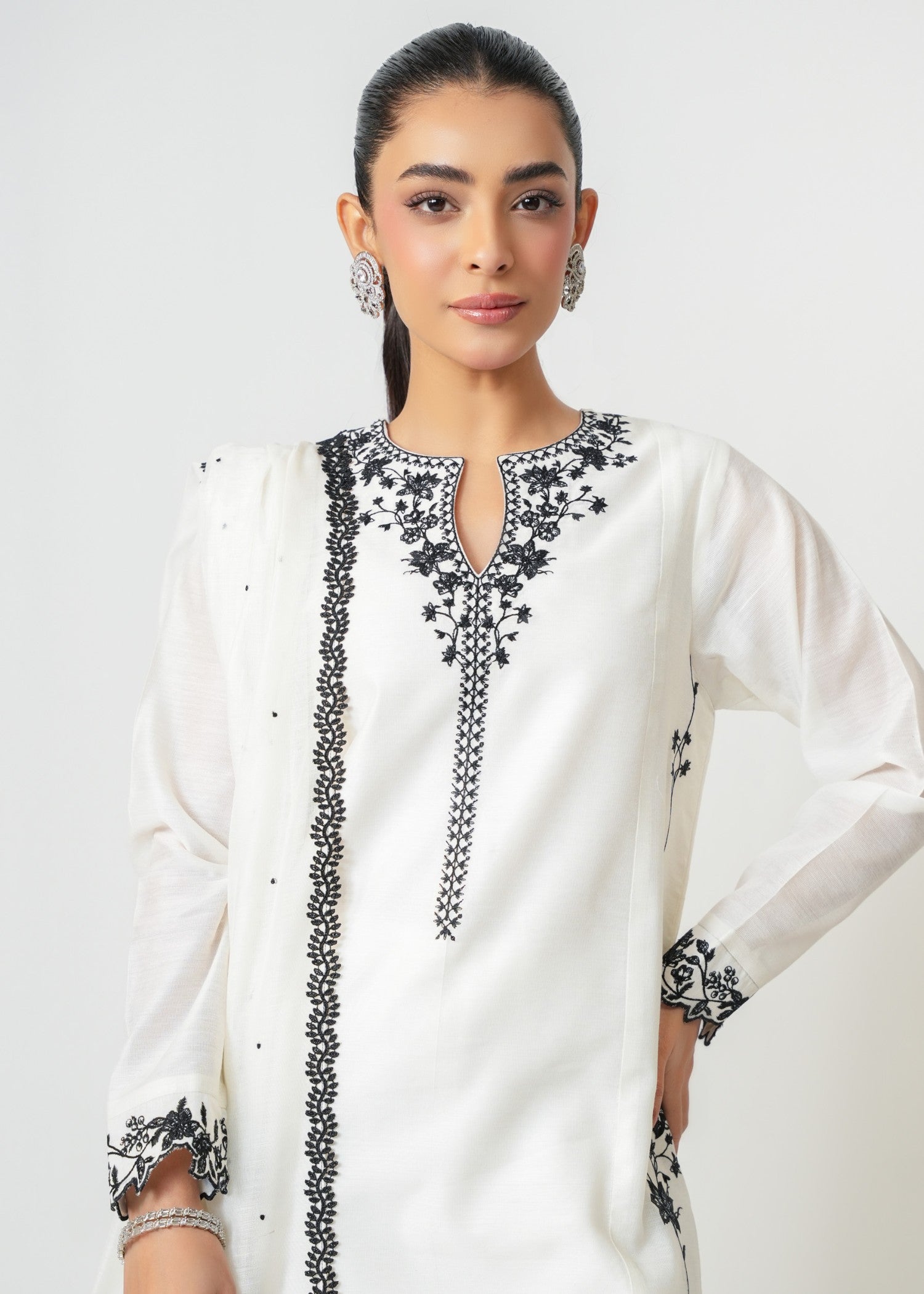 Zeen Stitched Embroidered Cotton Net Suit WZM35148 Women 3pcs