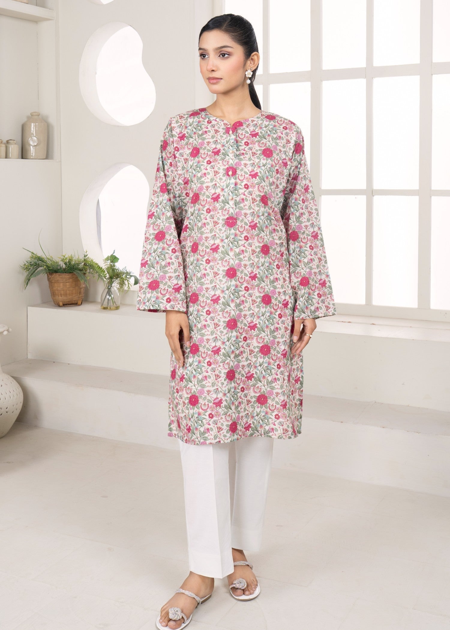 Meem Designs Beige Kurta Women 1pcs