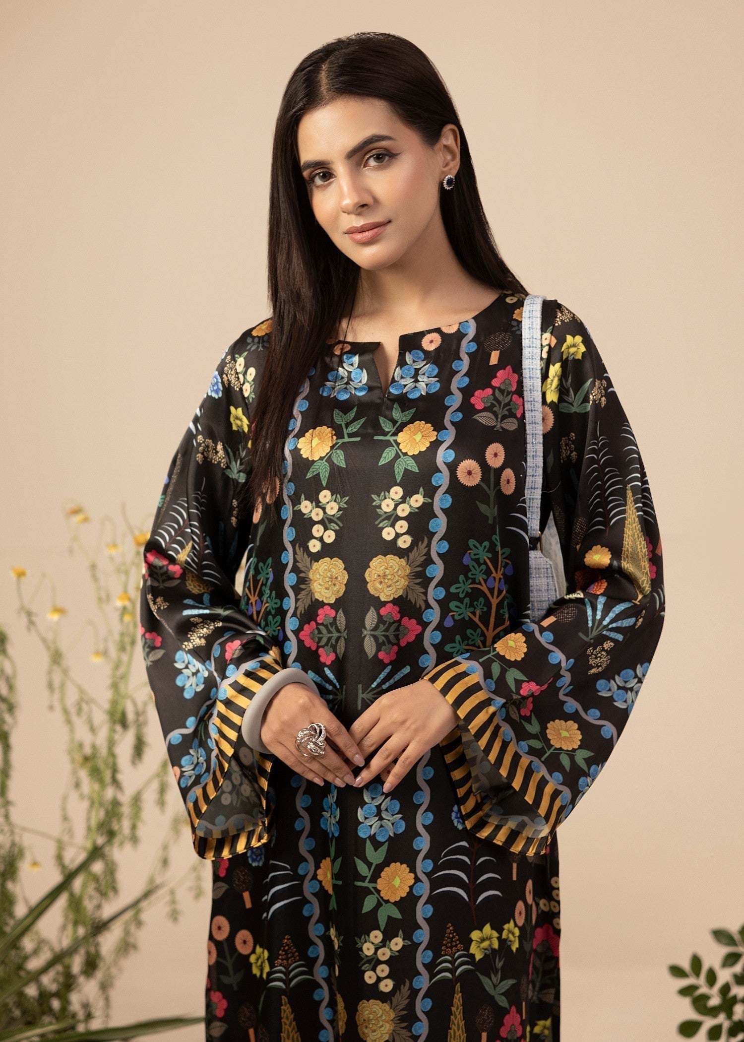 Zuri RAVEEN ZS 28 BLACK Women 2pcs