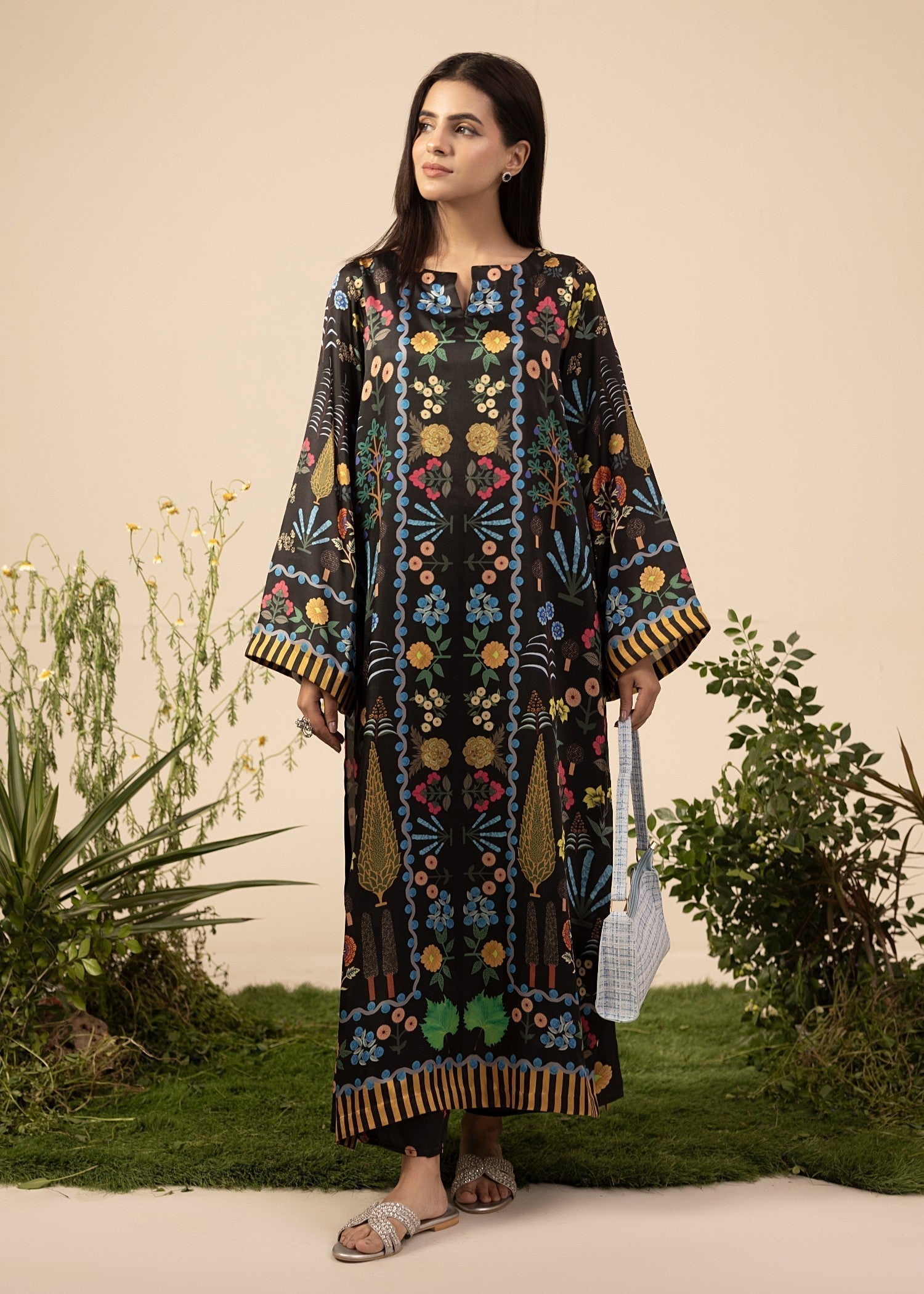 Zuri RAVEEN ZS 28 BLACK Women 2pcs