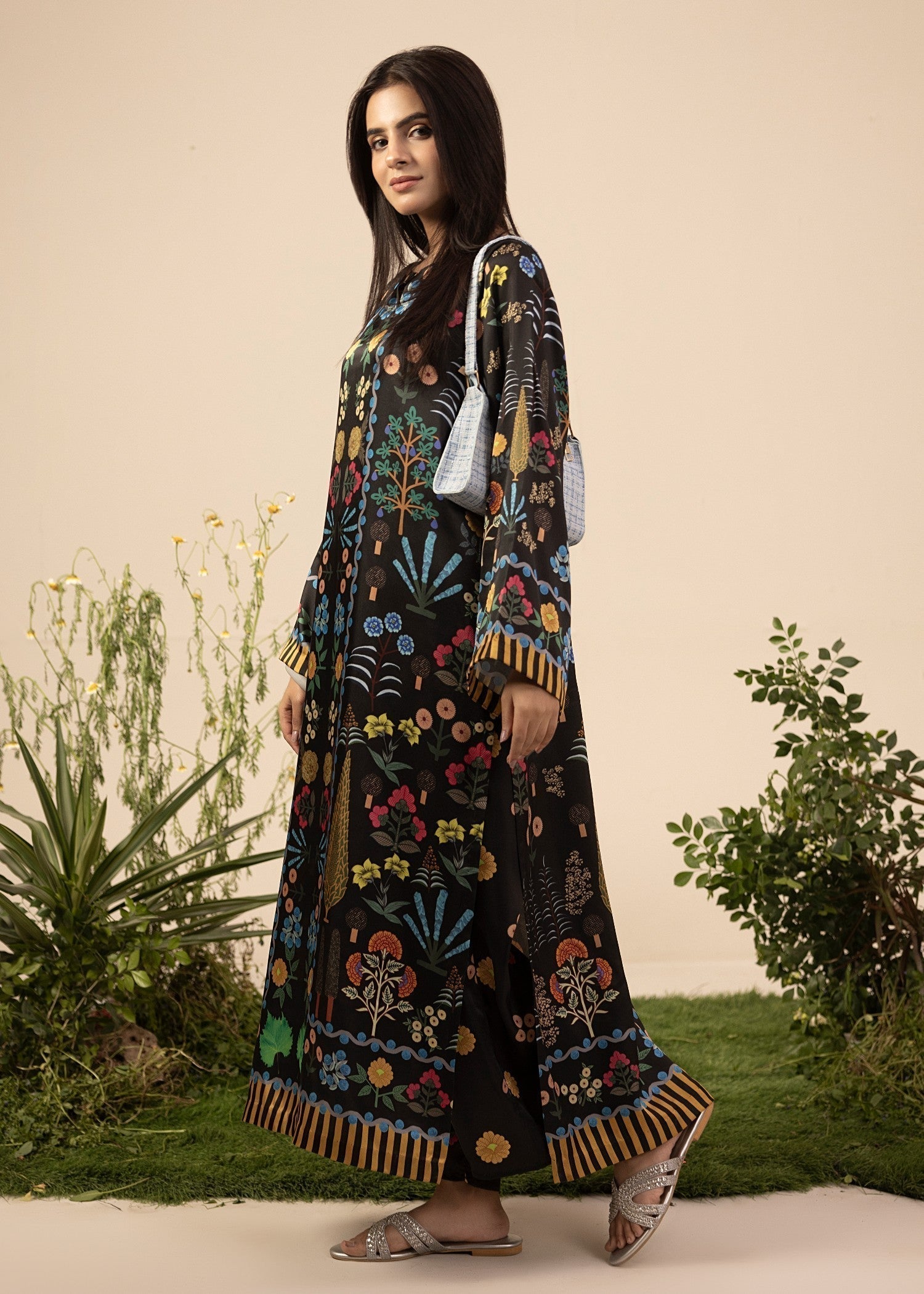 Zuri RAVEEN ZS 28 BLACK Women 2pcs