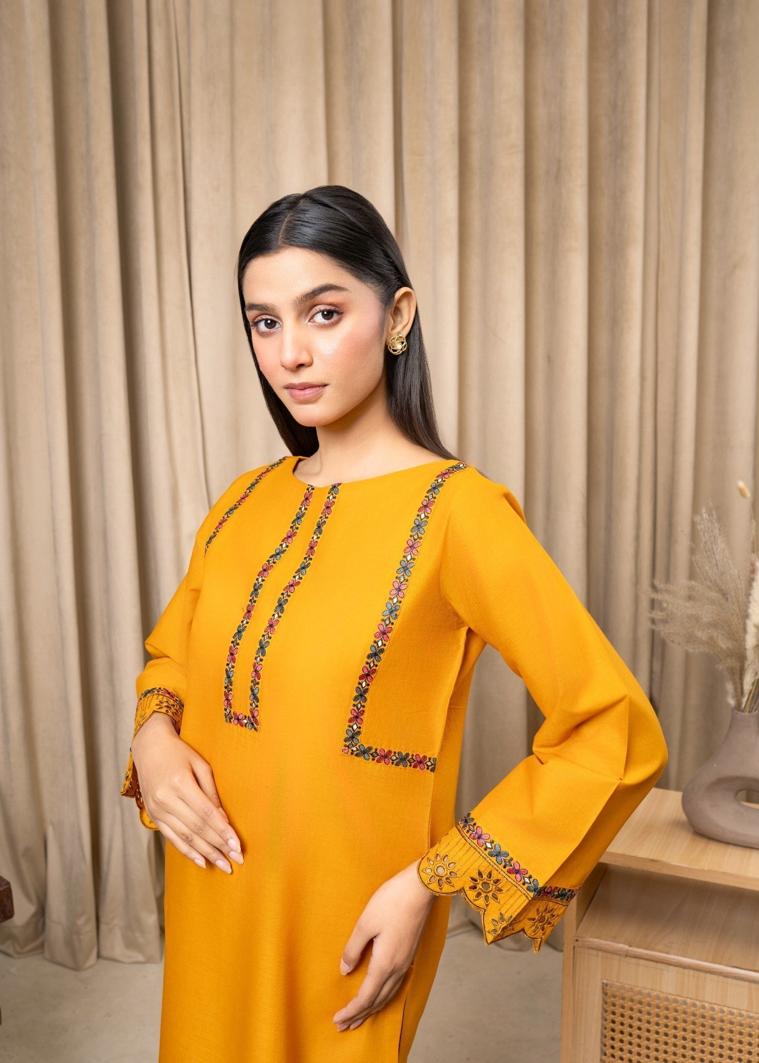 Zoya&Zafar Amber Elegance Women 2pcs