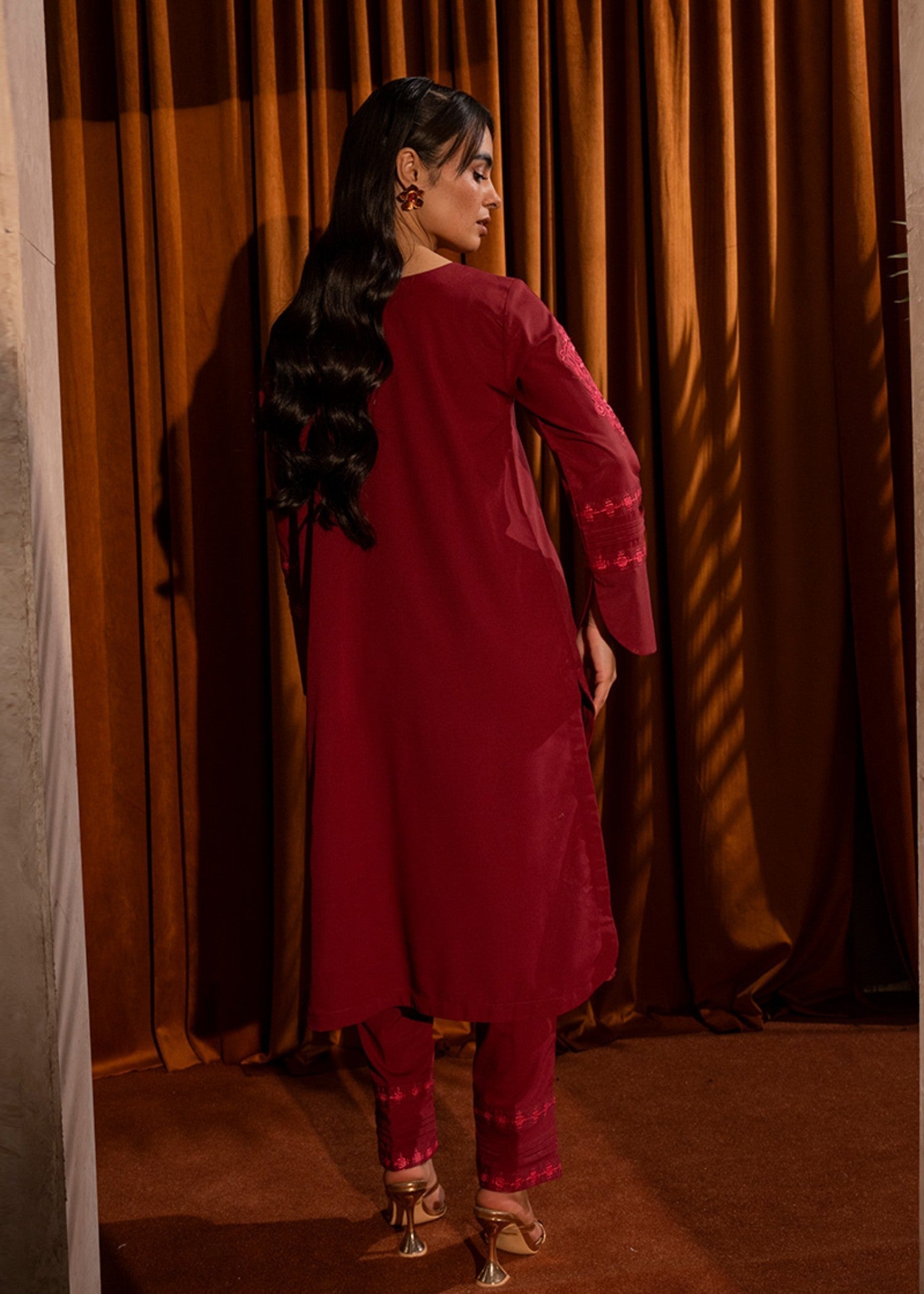 Kross Kulture Crepe Solid Suit KE 01451 Women 2pcs