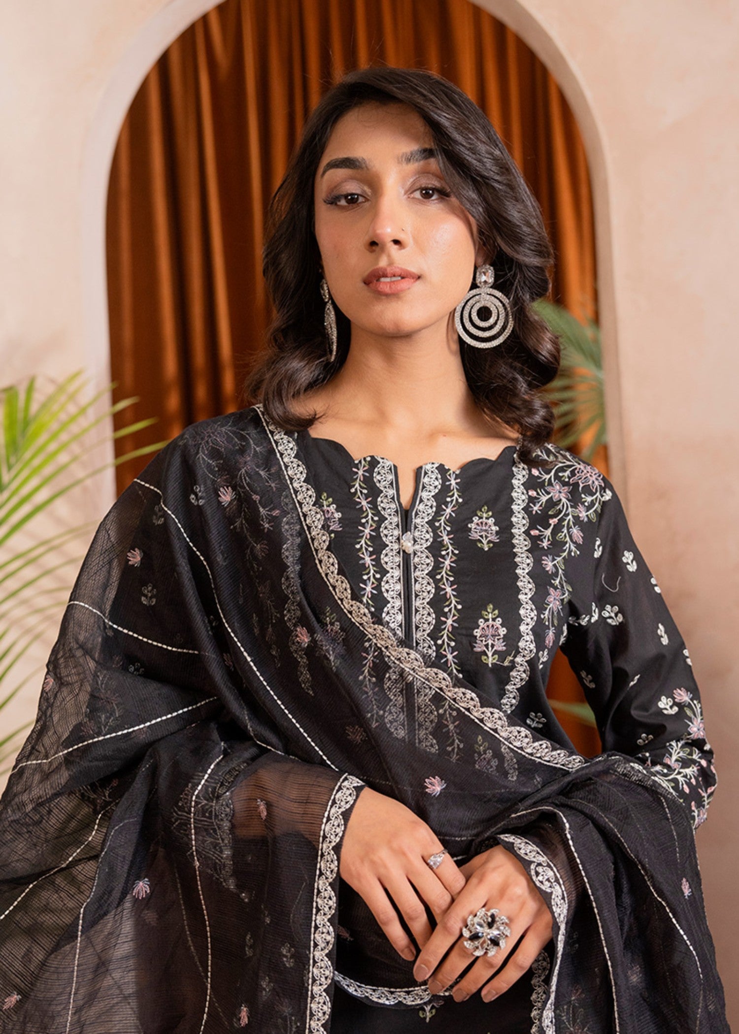 Kross Kulture Embroidered Lawn Suit 01652 Women 3pcs