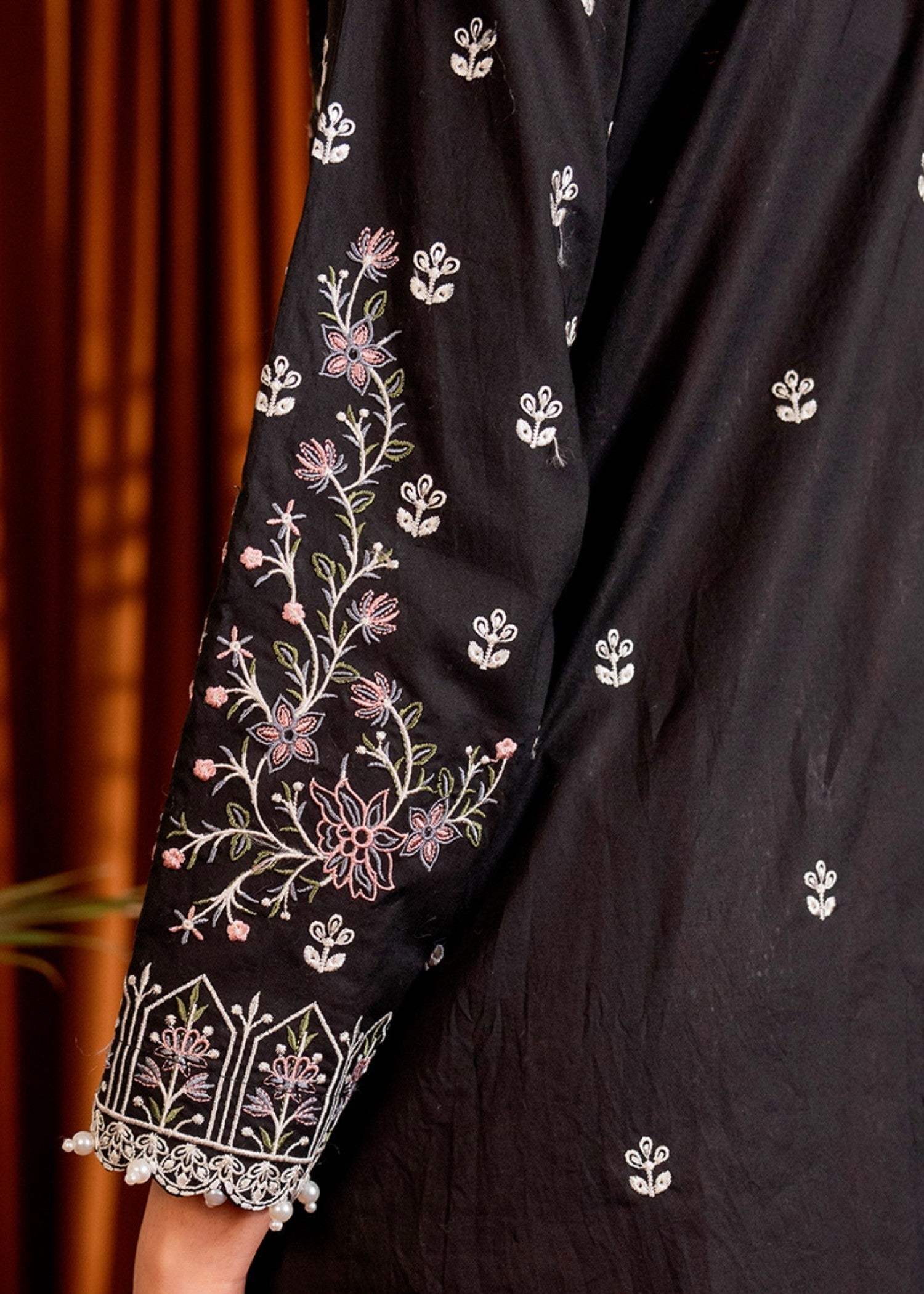 Kross Kulture Embroidered Lawn Suit 01652 Women 3pcs