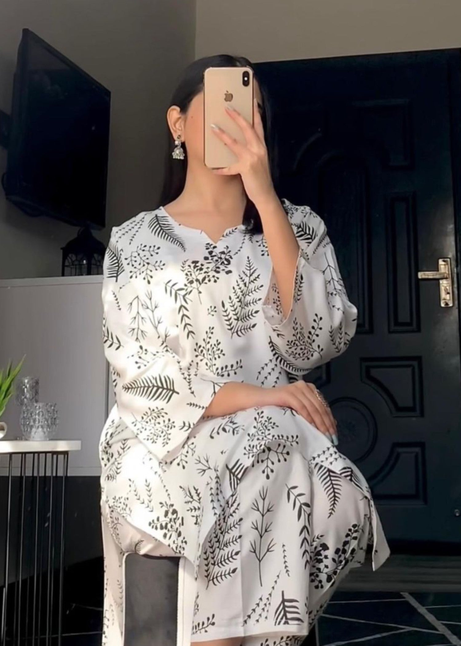 Gulposh FLORAL LEAF (STITCHED ) WHITE Women 2pcs