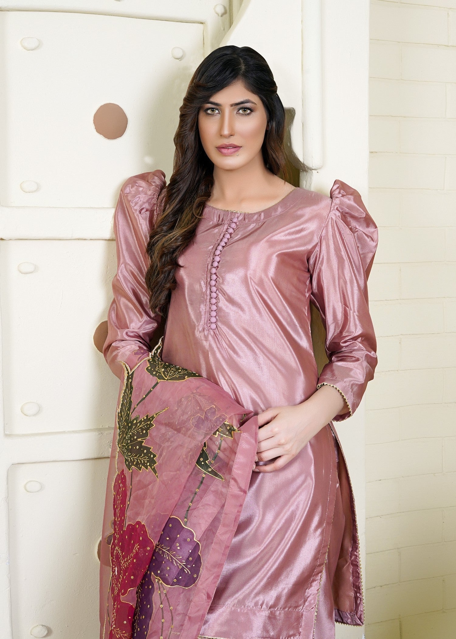 Miss & Mrs Farshi shalwar pink. Women 3pcs