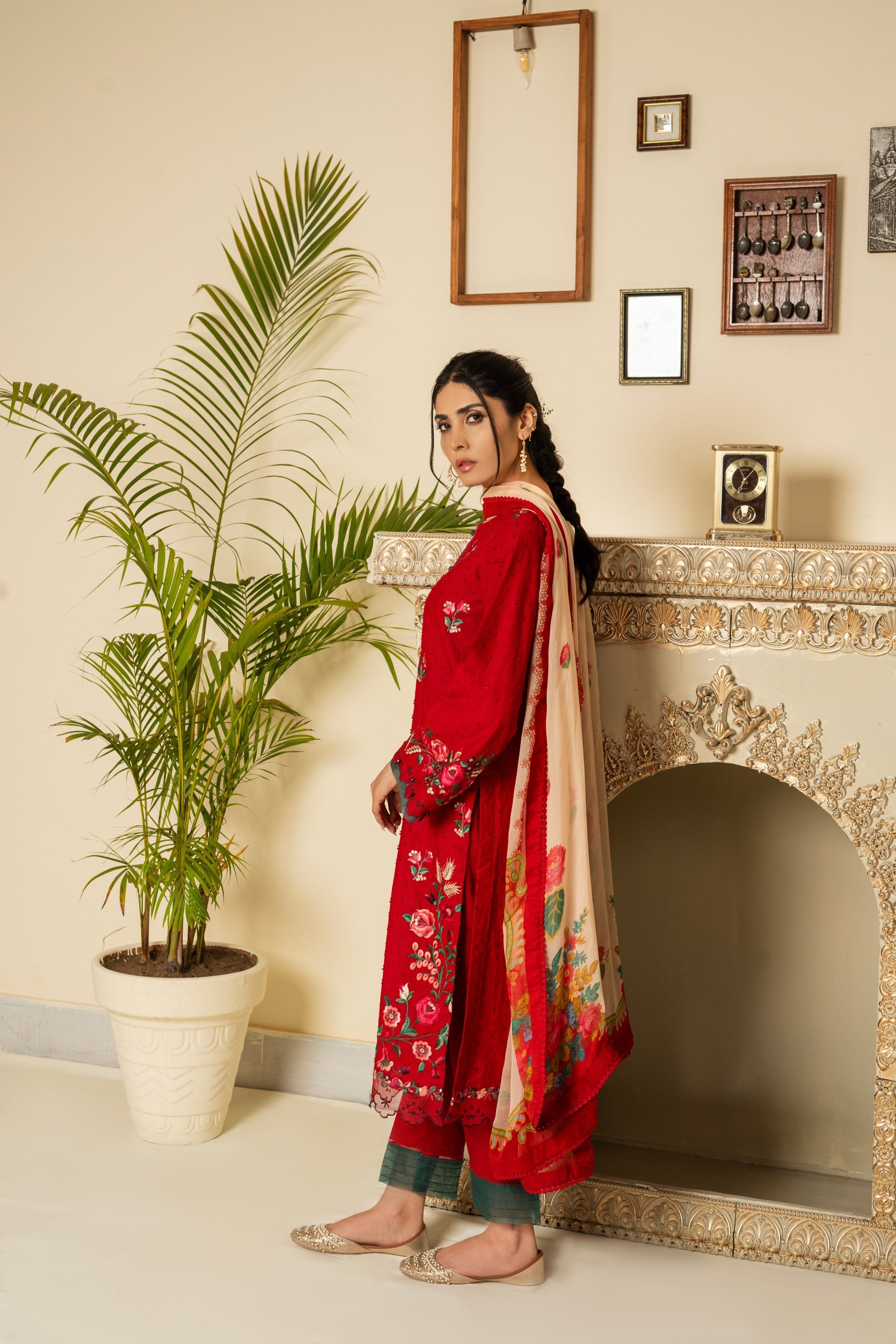 Aayra Red Charms Women 3pcs