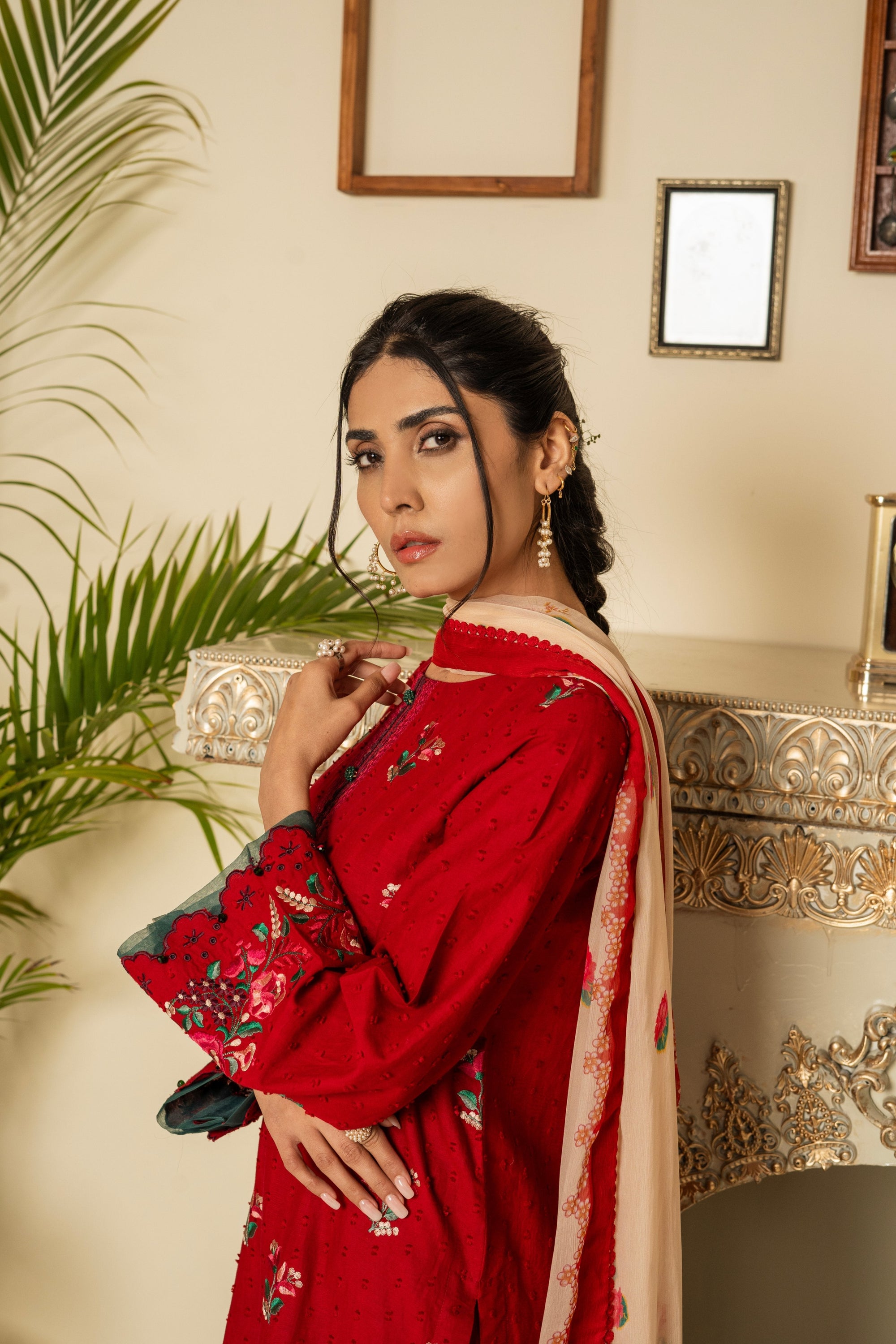 Aayra Red Charms Women 3pcs