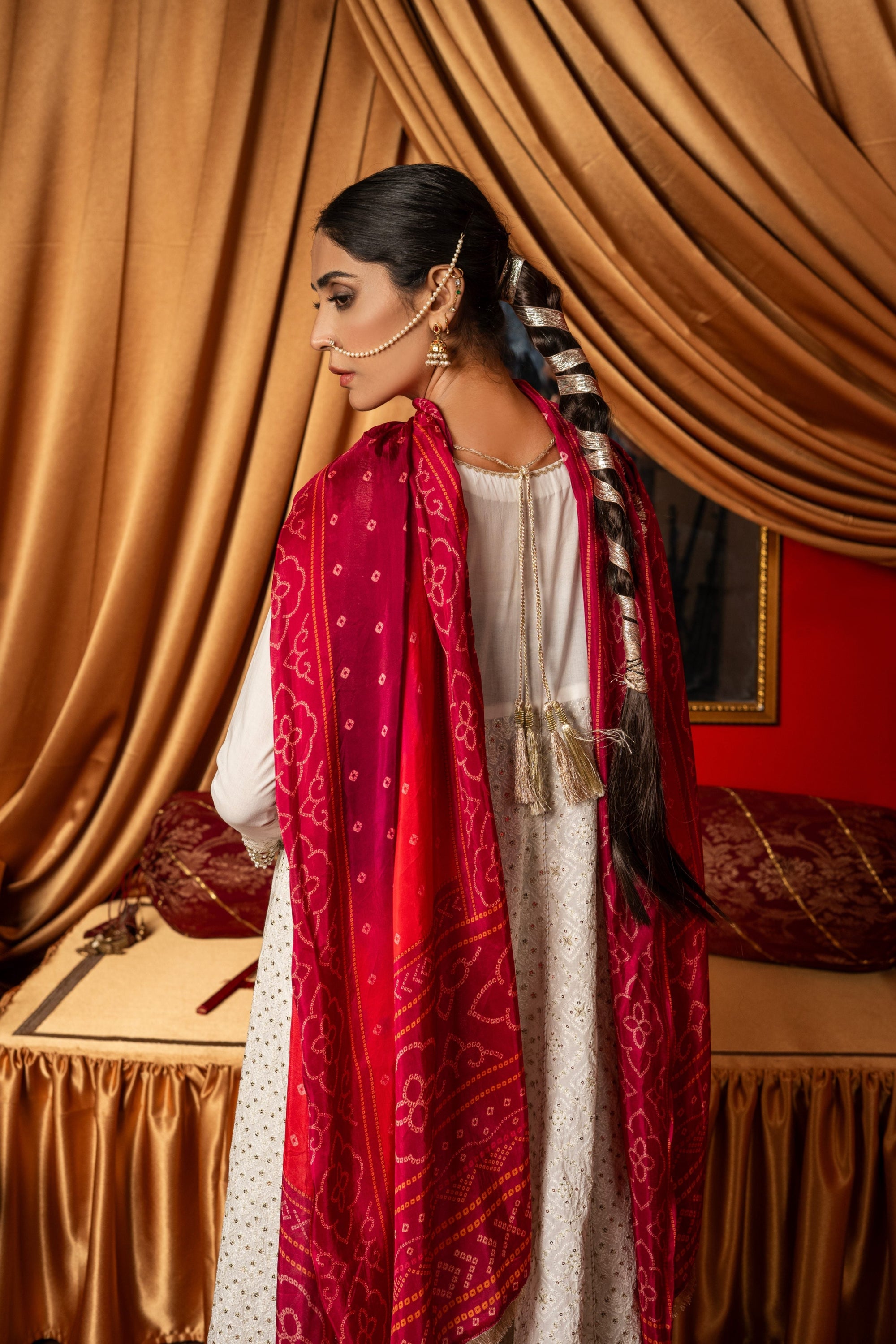 Aayra White Charms Women 3pcs