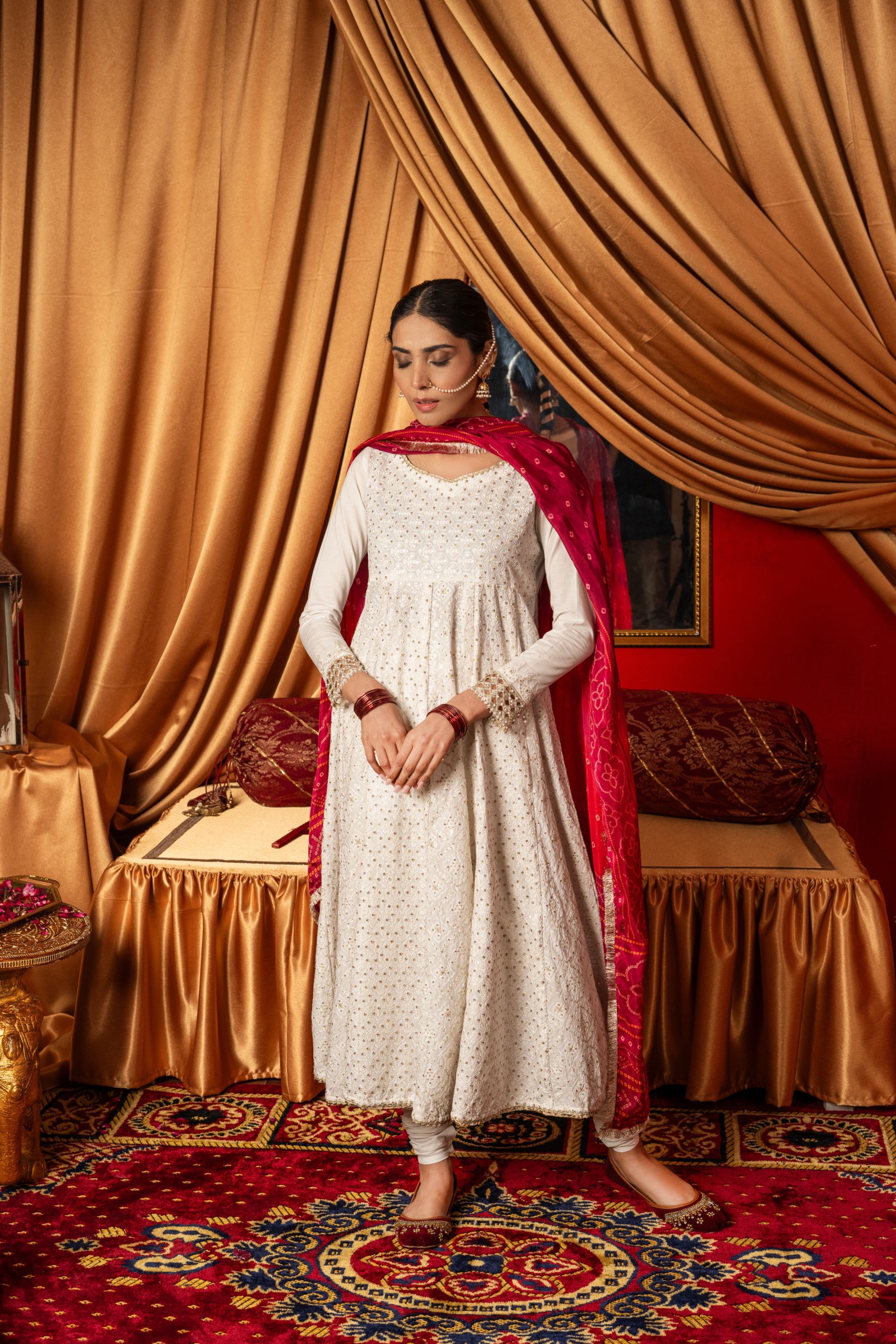 Aayra White Charms Women 3pcs