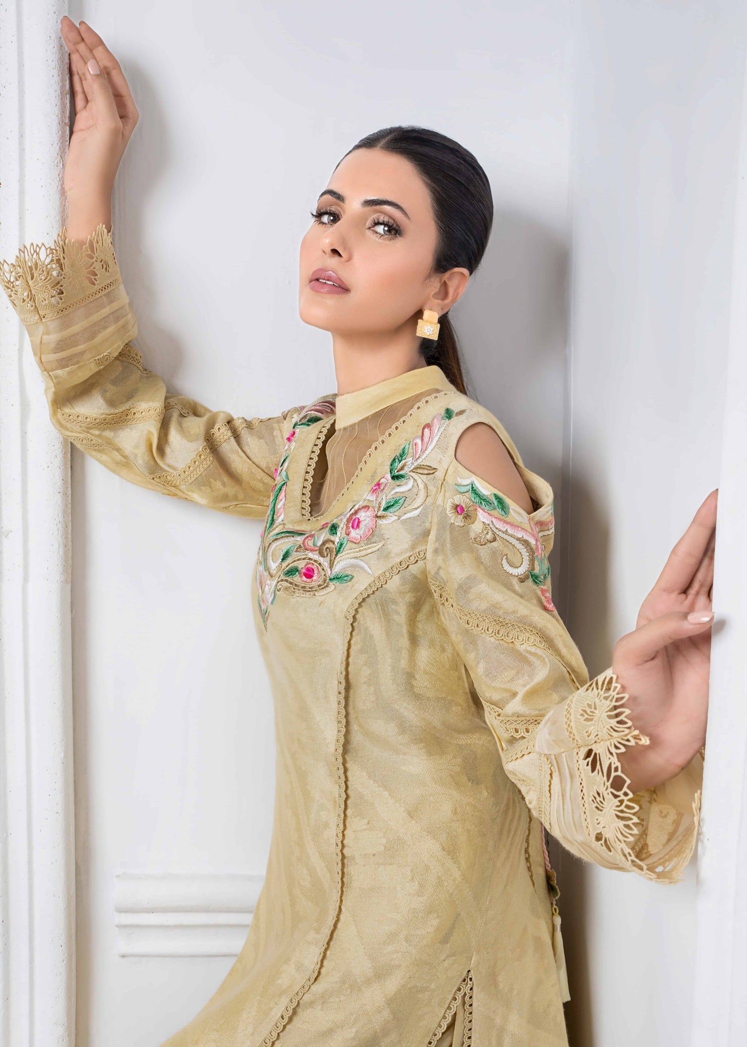 Ridah Naeem Beige Bliss Women 2pcs