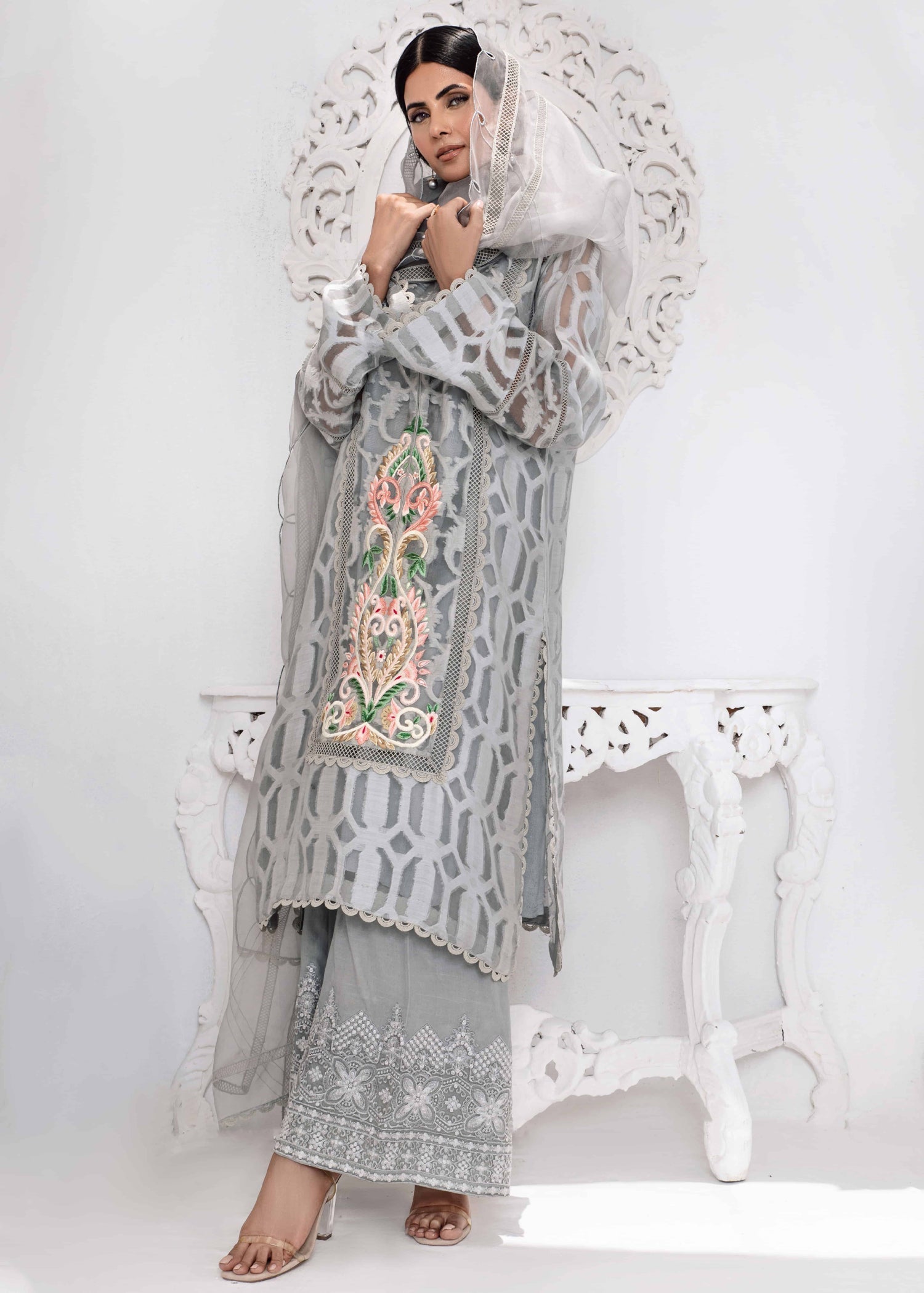 Ridah Naeem Graceful Whispers Women 2pcs