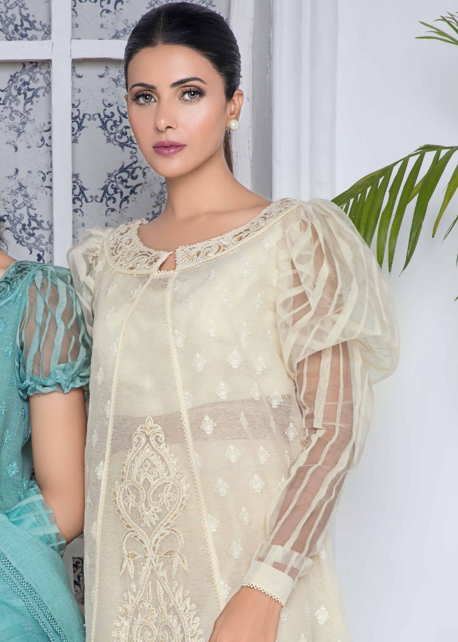 Ridah Naeem Ivory Fusion Women 2pcs