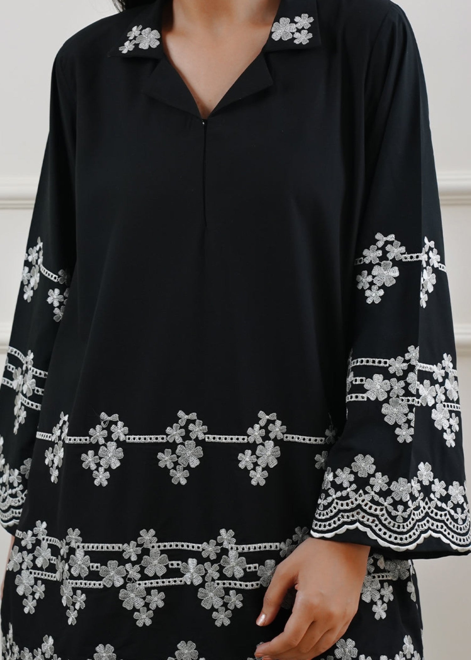 Saya SP 8070 (P16 24284 E09A ) S+T Women 2pcs