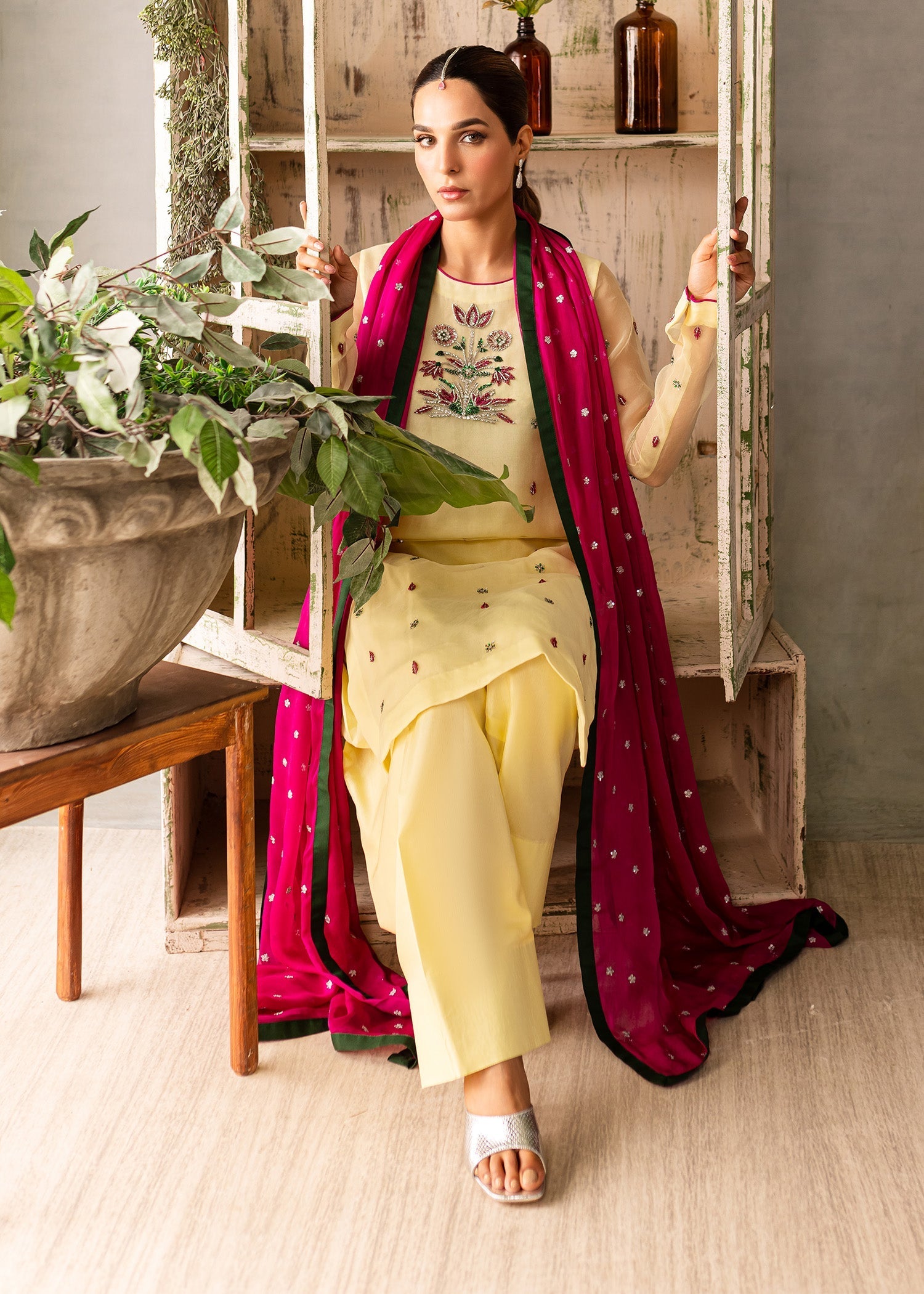 Allure By Ih ABEER Women 3pcs