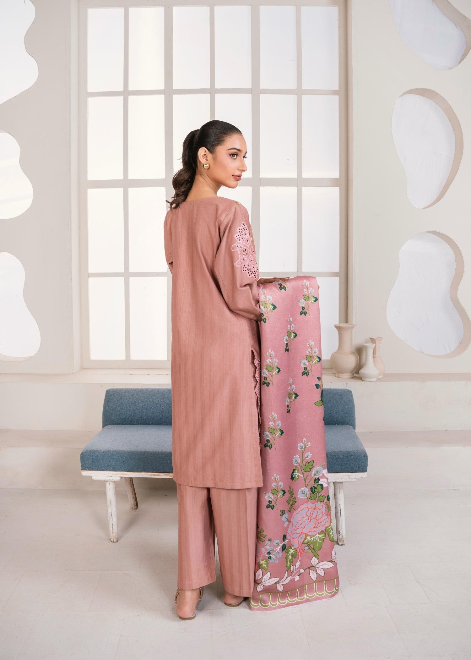 Fatima Noor’s Bi 004 5 Women 3pcs