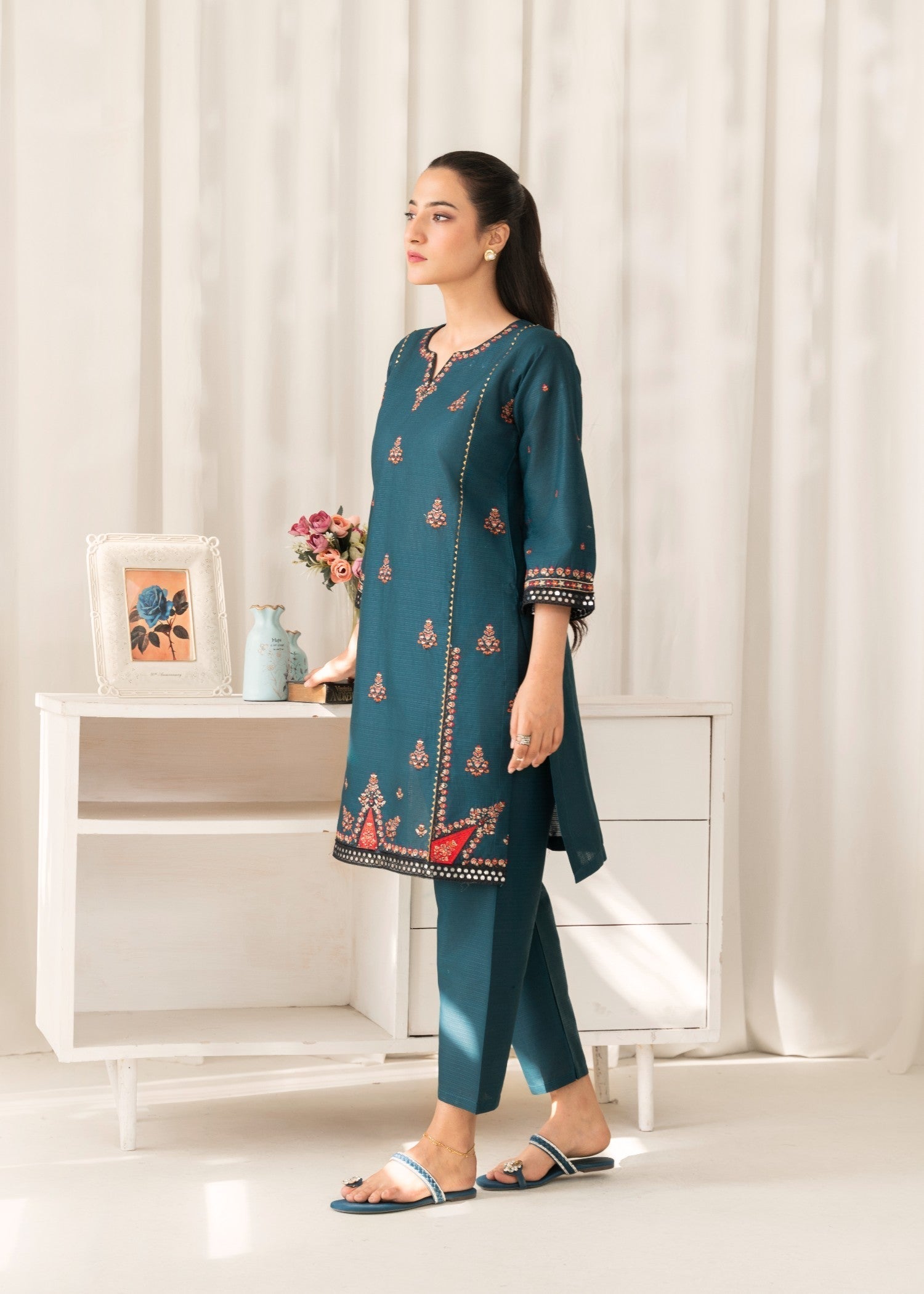 Shefoze Clothing Roksha Embroidery Women 2pcs