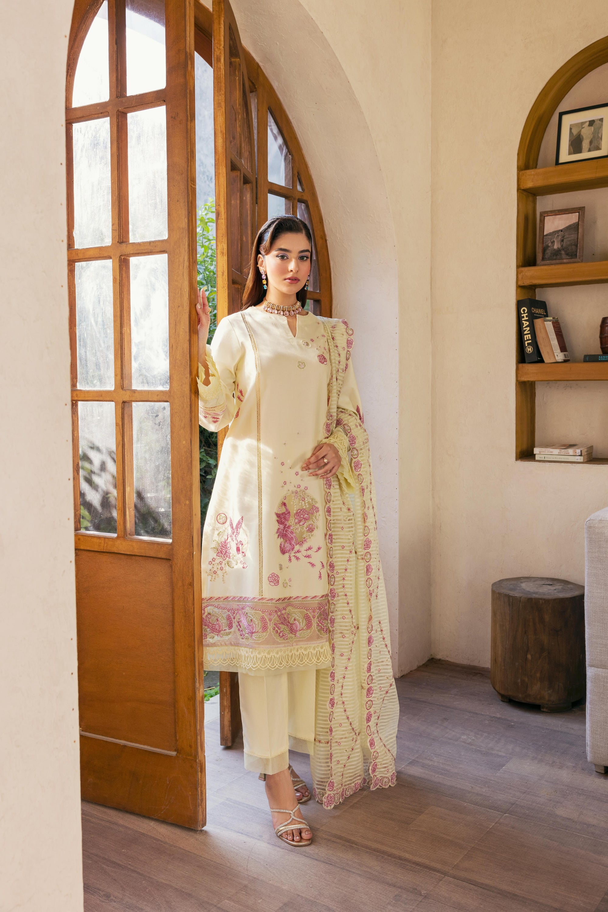 Saffron Dove Women 3pcs