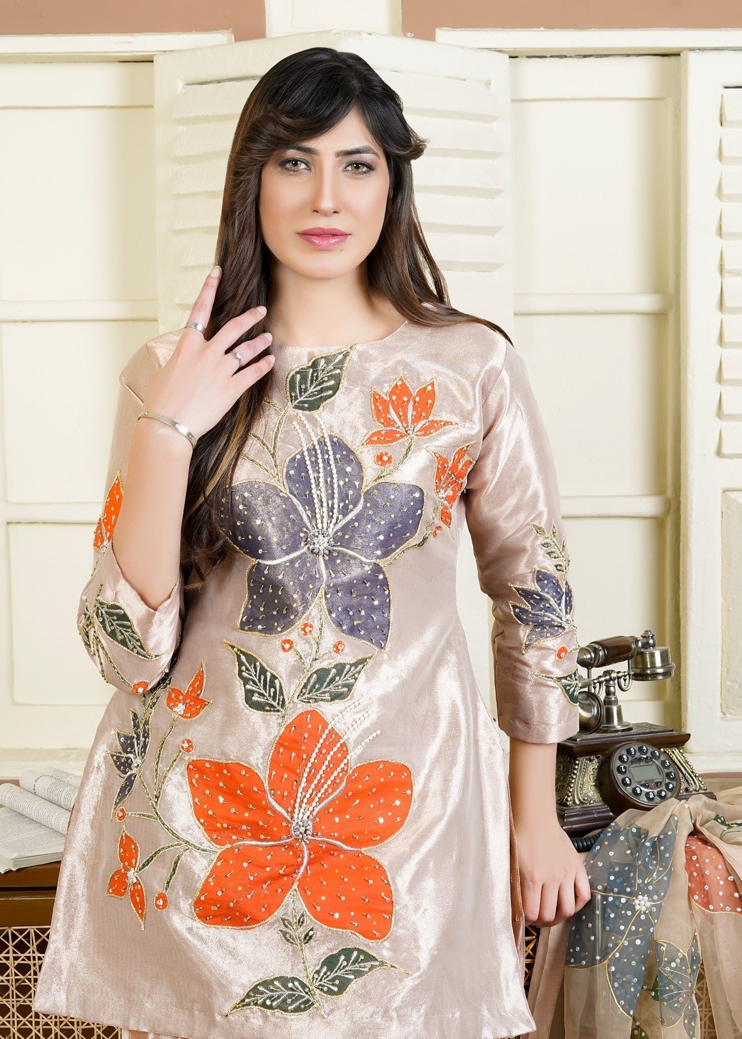 Miss & Mrs Farshi shalwar folwer Women 3pcs