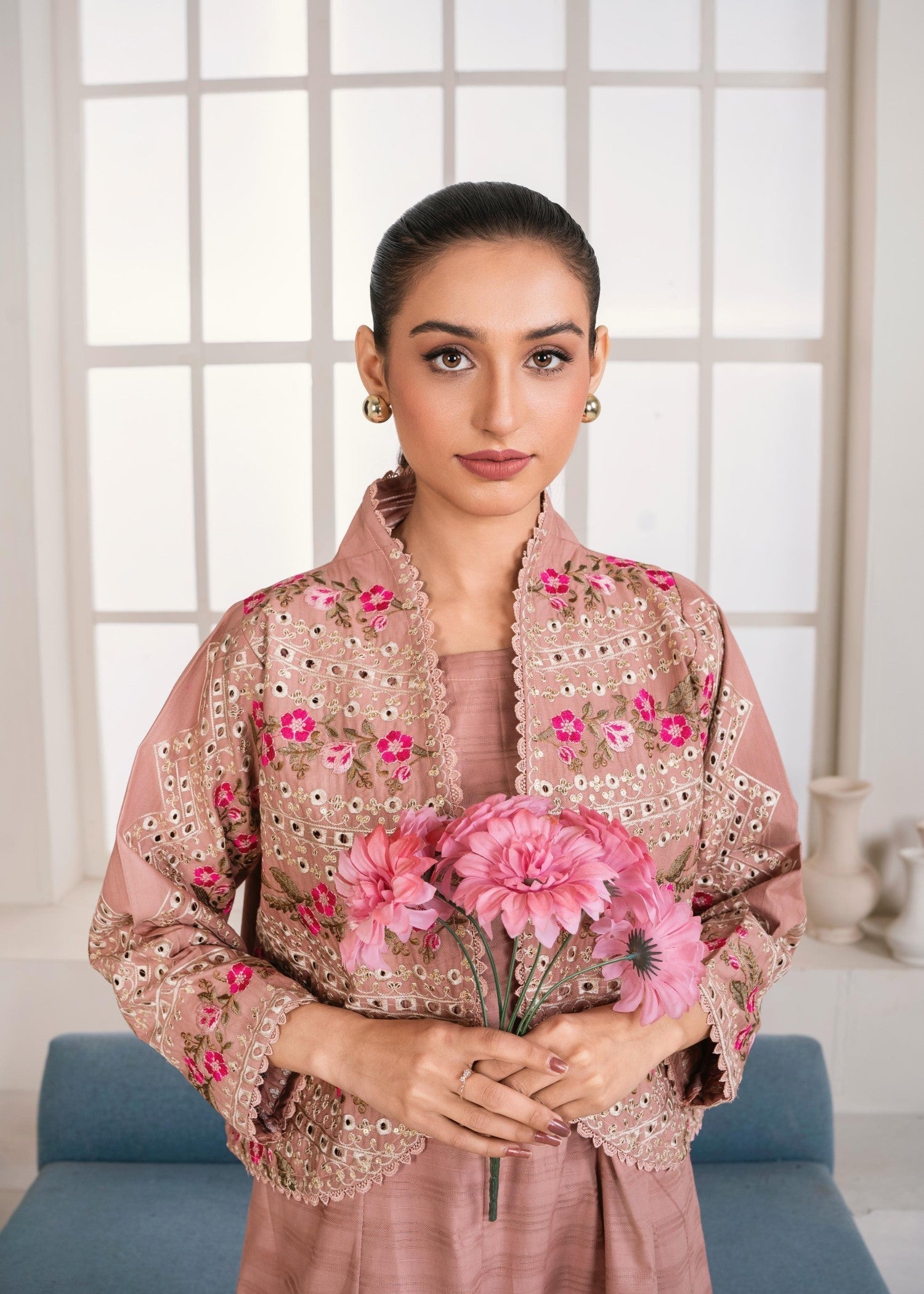 Fatima Noor’s Bi 005 5 Women 4pcs