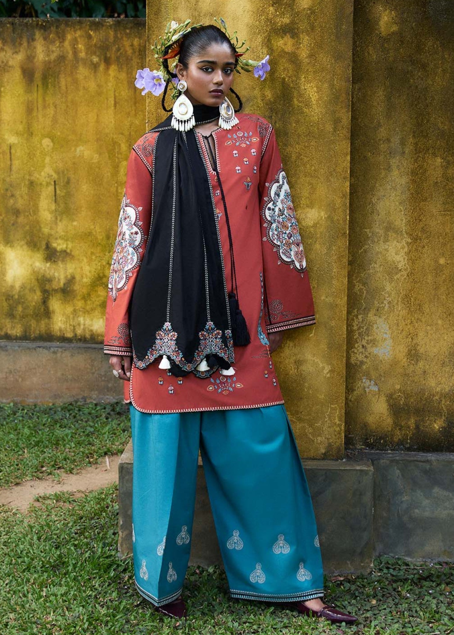 Jugnu Anura Women 2pcs