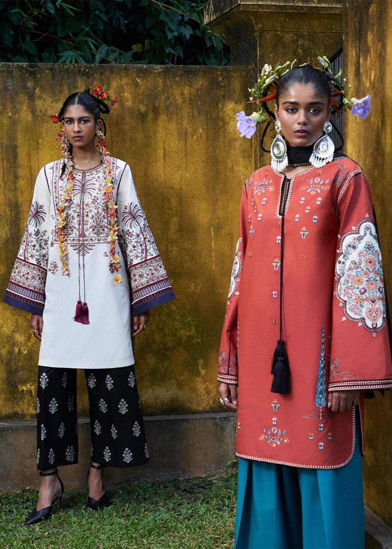 Jugnu Anura Women 2pcs