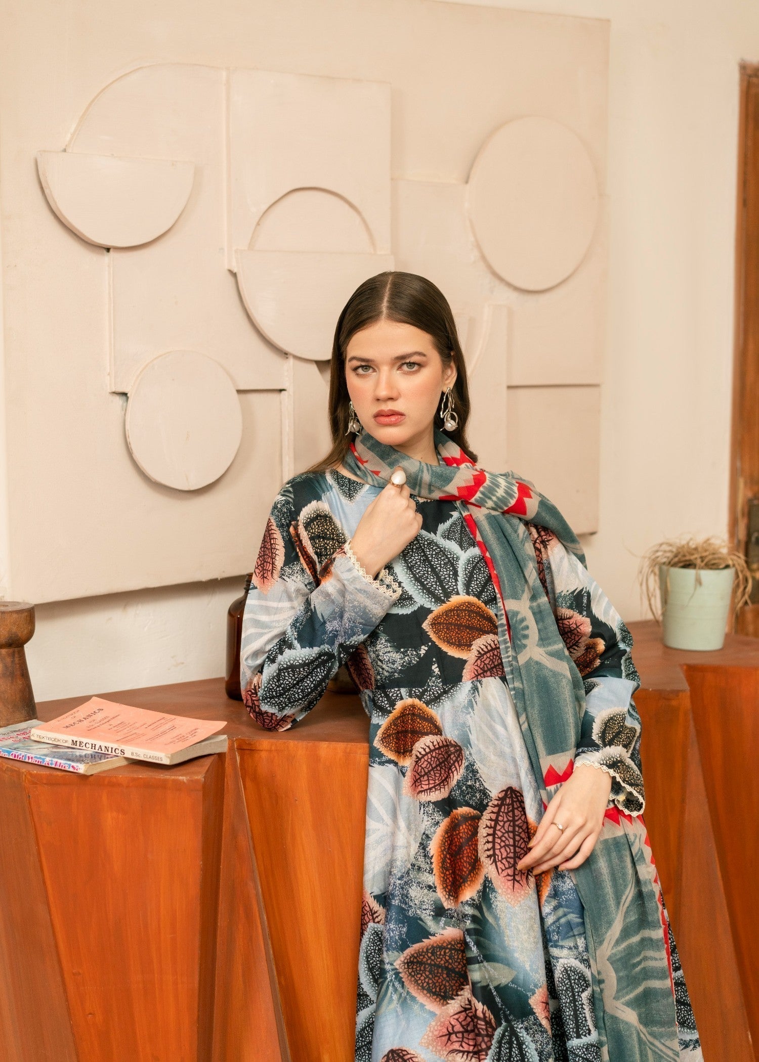 Feathers CLYNE Women 3pcs