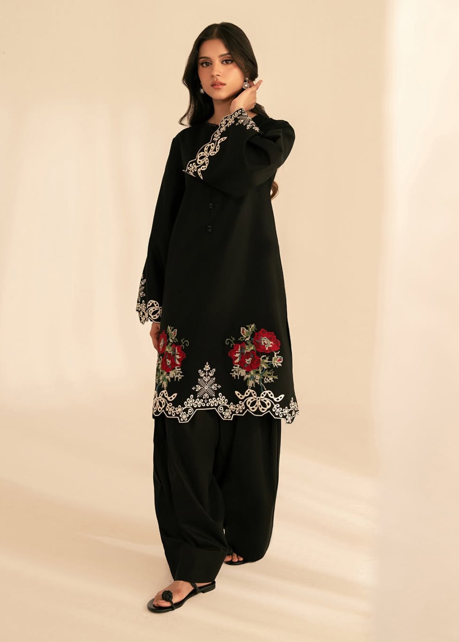 The Turkish Wear TREND SETTER FARSHI SHALWAR KURTA SET Women 2pcs