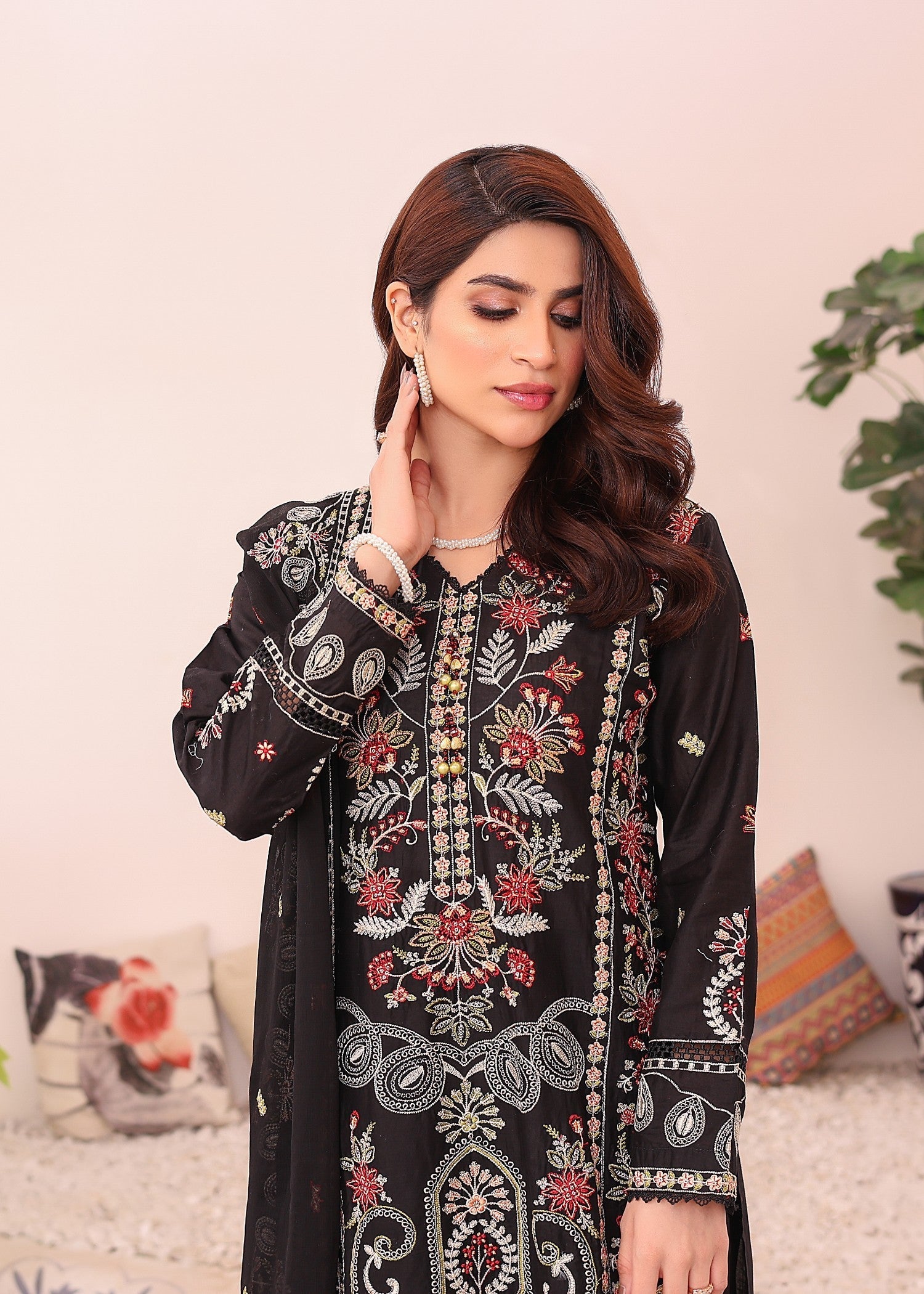 Umer Aayan B3 BLACK Women 3pcs