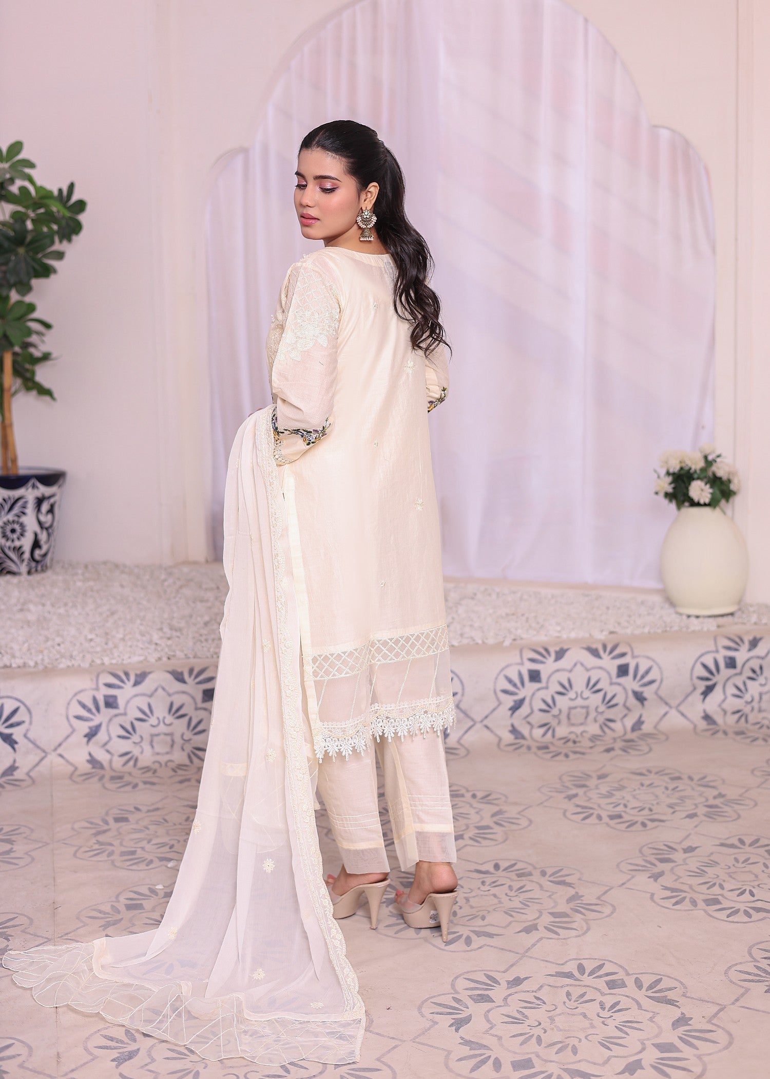 Umer Aayan B3 CREAM Women 3pcs