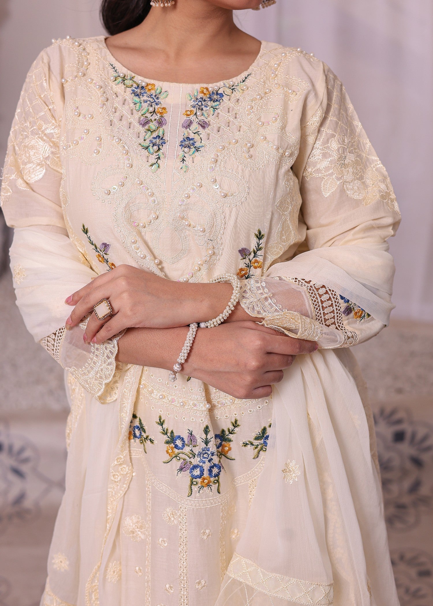 Umer Aayan B3 CREAM Women 3pcs