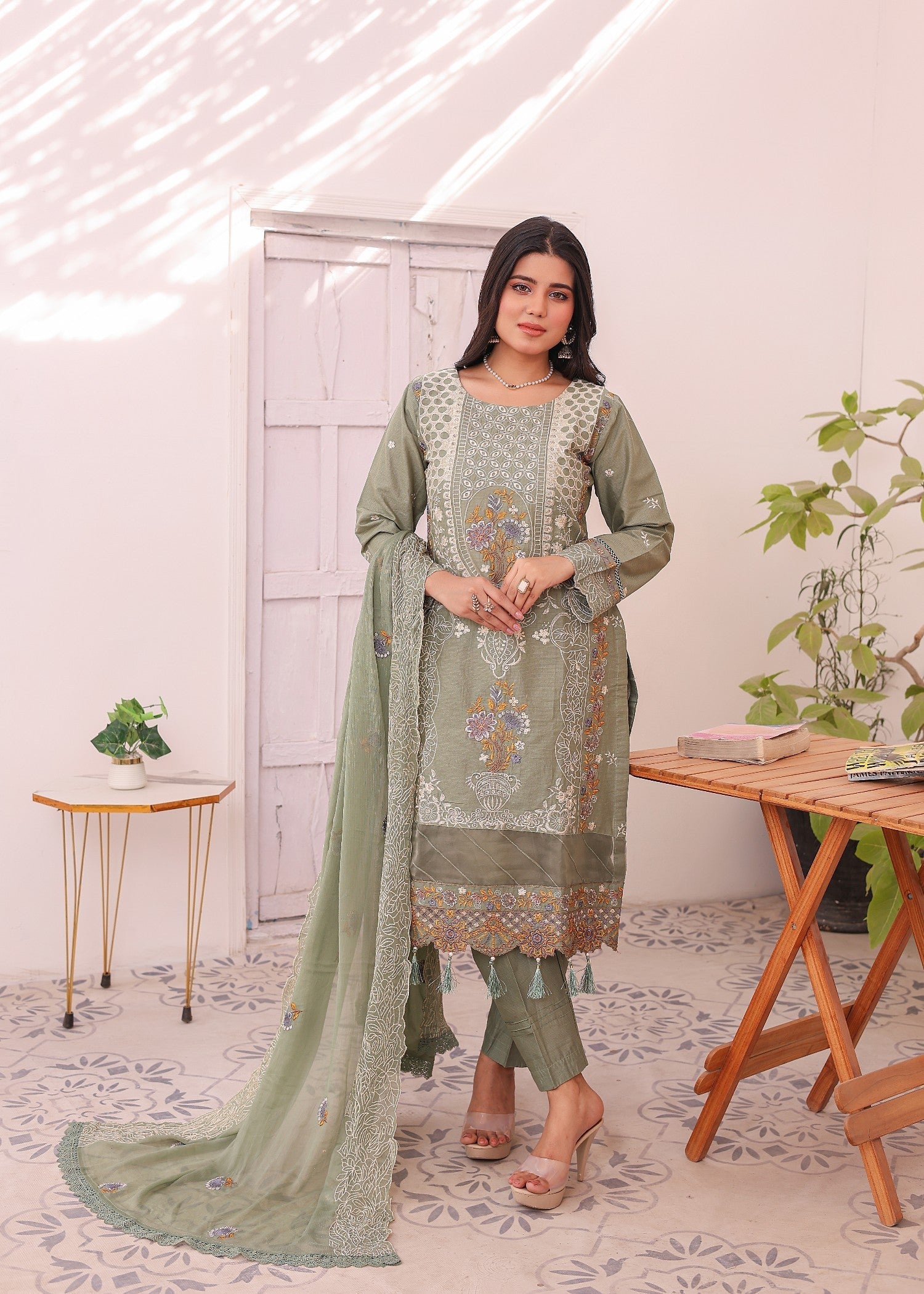 Umer Aayan B3 GREEN Women 3pcs