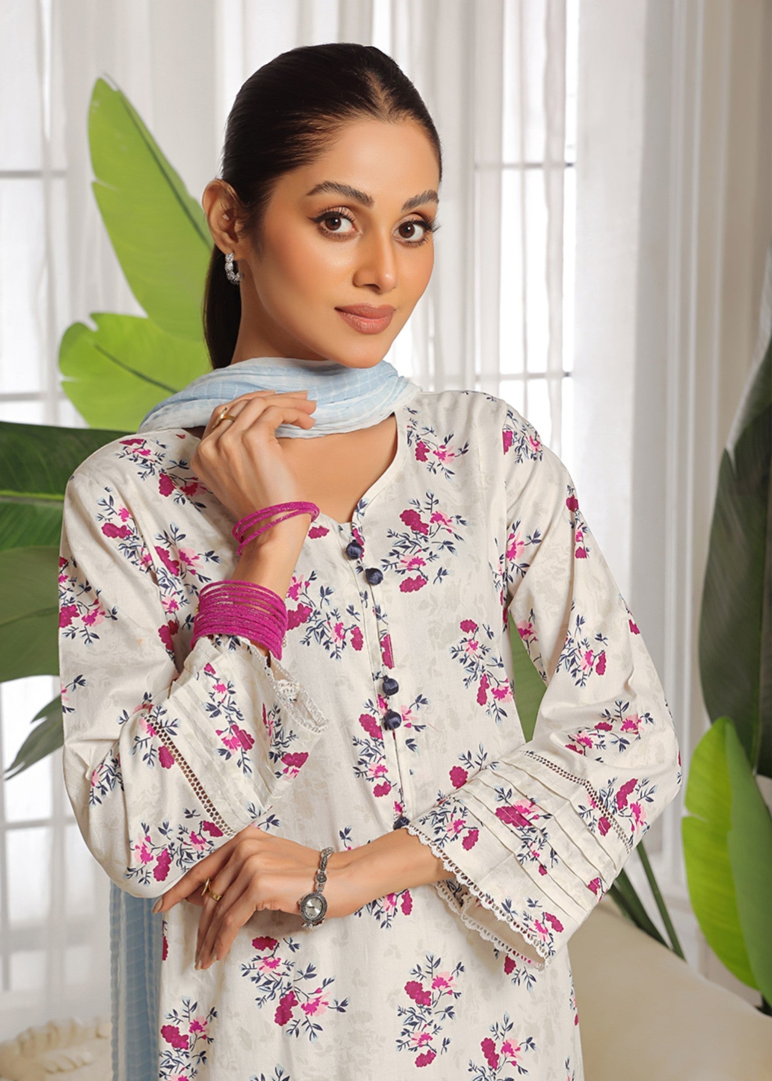 Kumash Textiles Floral White Lawn Women Women 3pcs