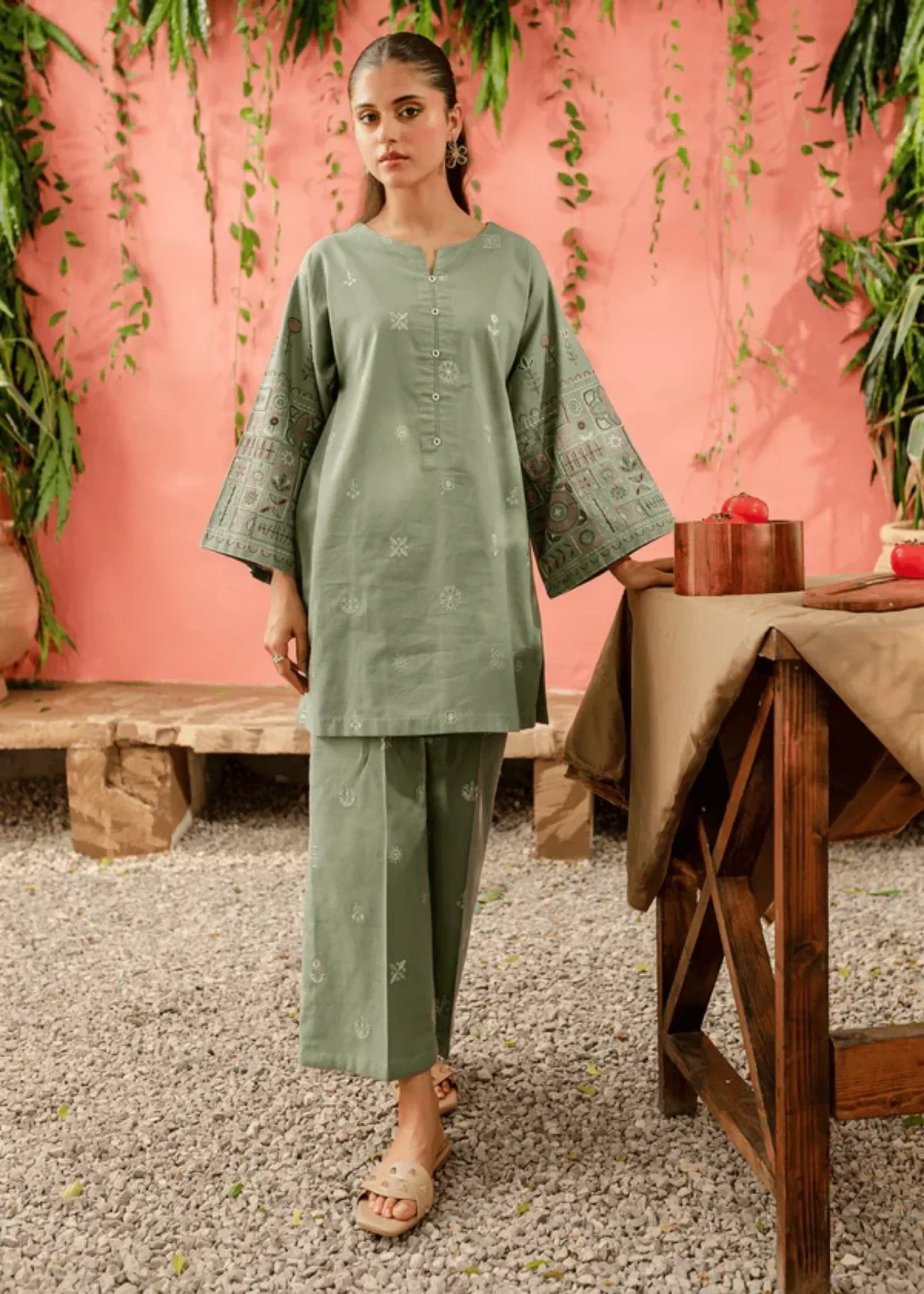 The Turkish Wear JENIFER LAWN KURTA SET Women 2pcs