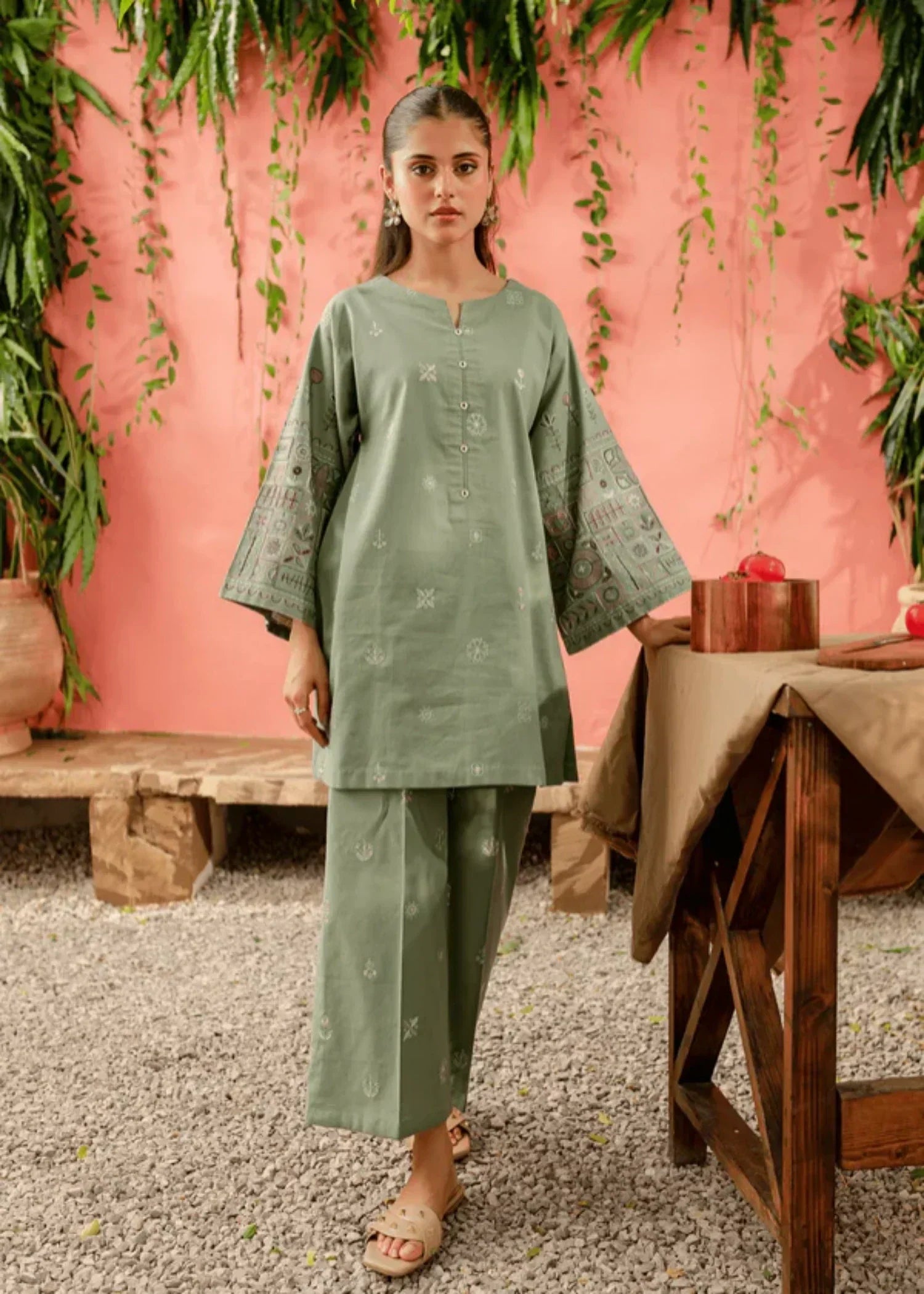 The Turkish Wear JENIFER LAWN KURTA SET Women 2pcs