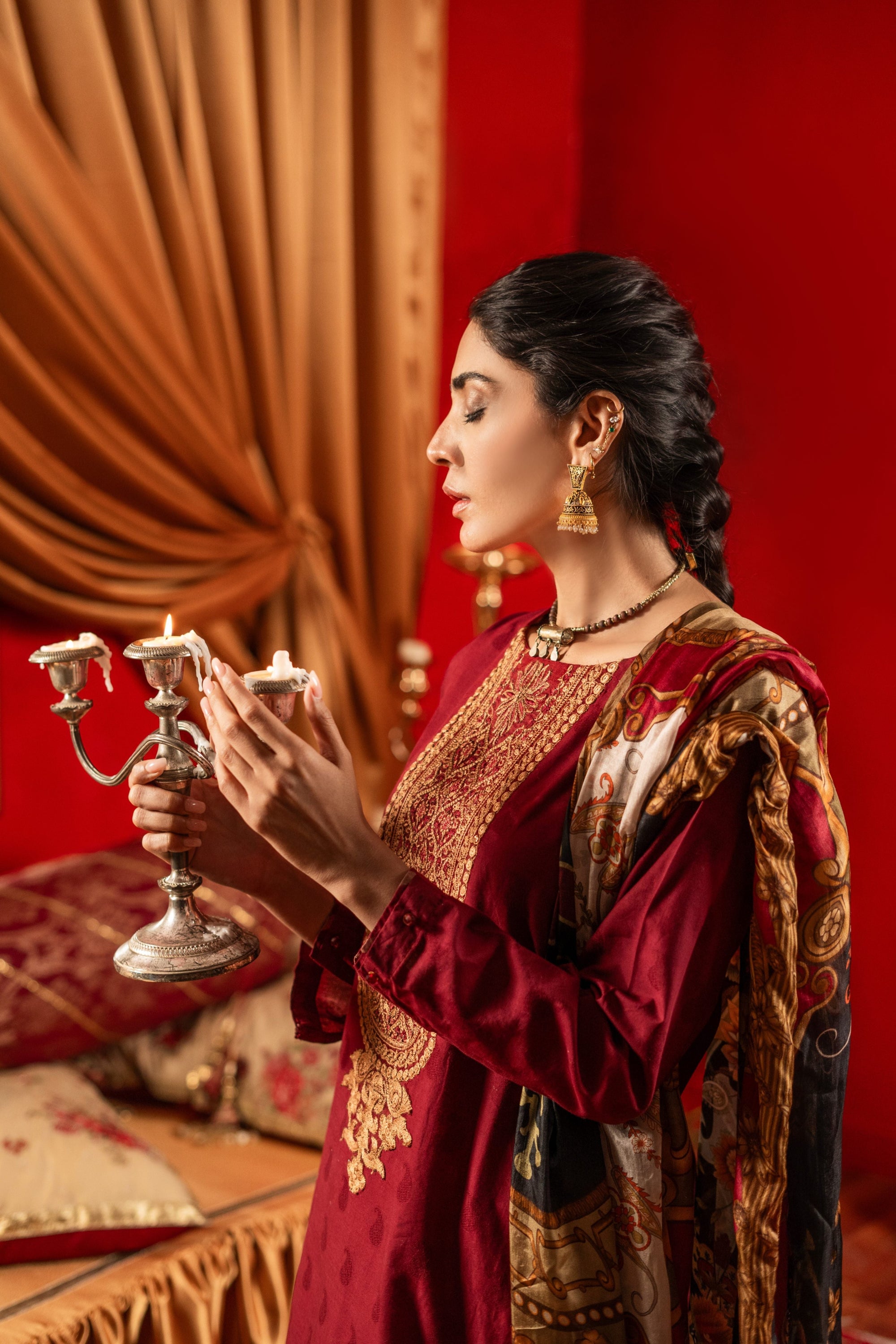 Aayra Emb Maroon Women 3pcs