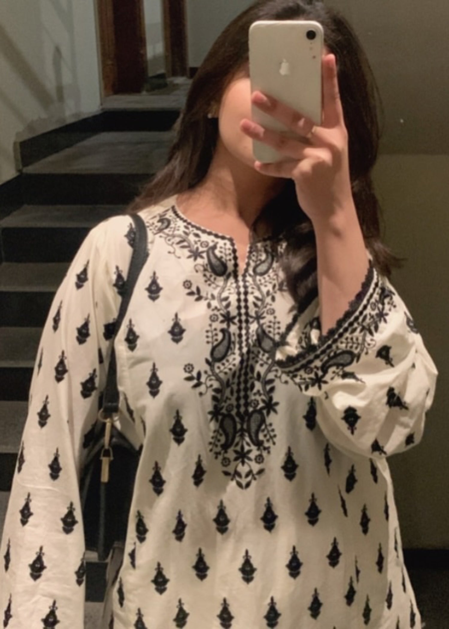 The Turkish Wear OFF WHITE FULLY EMBROIREDED KURTA SET Women 2pcs