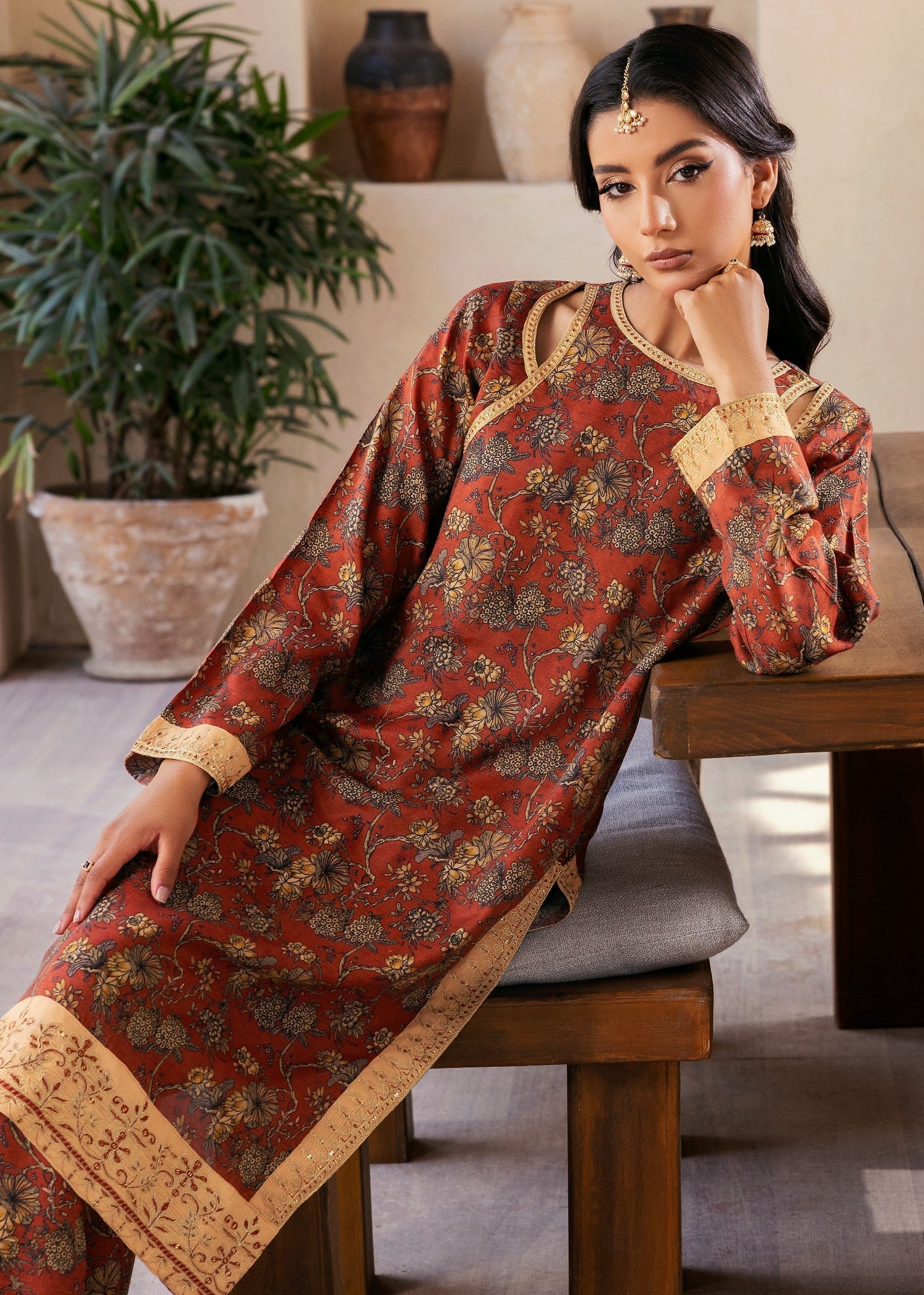 Ghonche Mehrunisa Women 2pcs