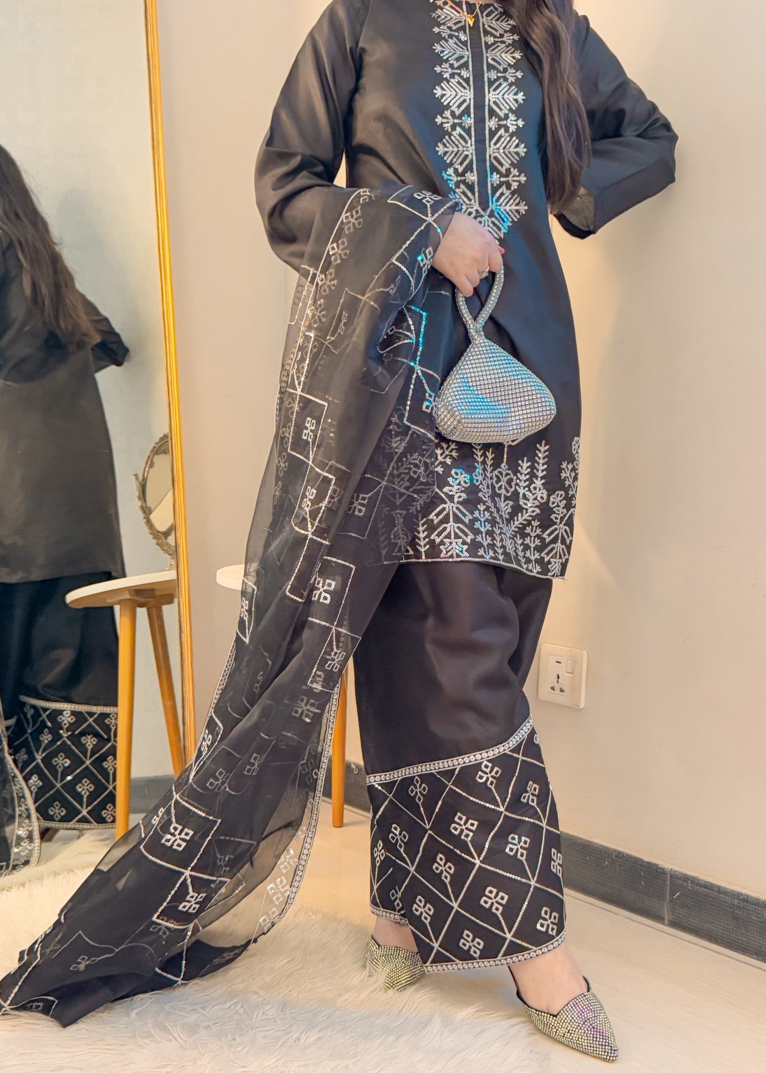 Noor Asiya Farshi Shalwar Royal Grace Women 3pcs