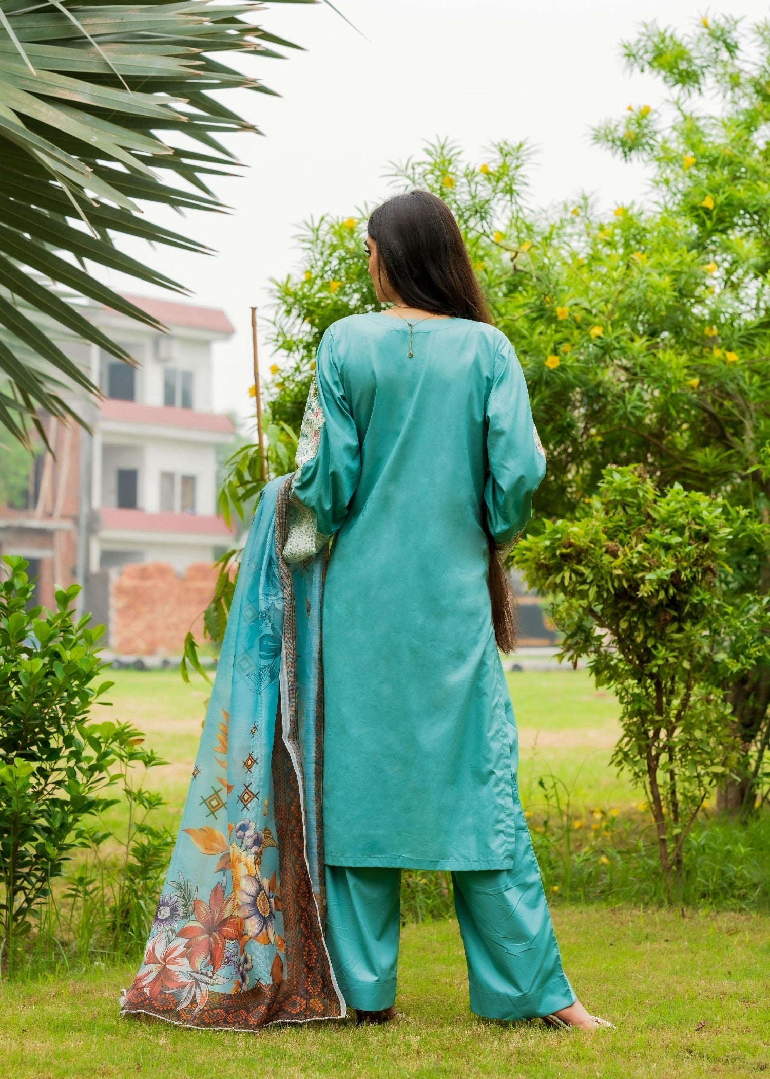 Fatima Noor’s Psd 57 6 Women 3pcs