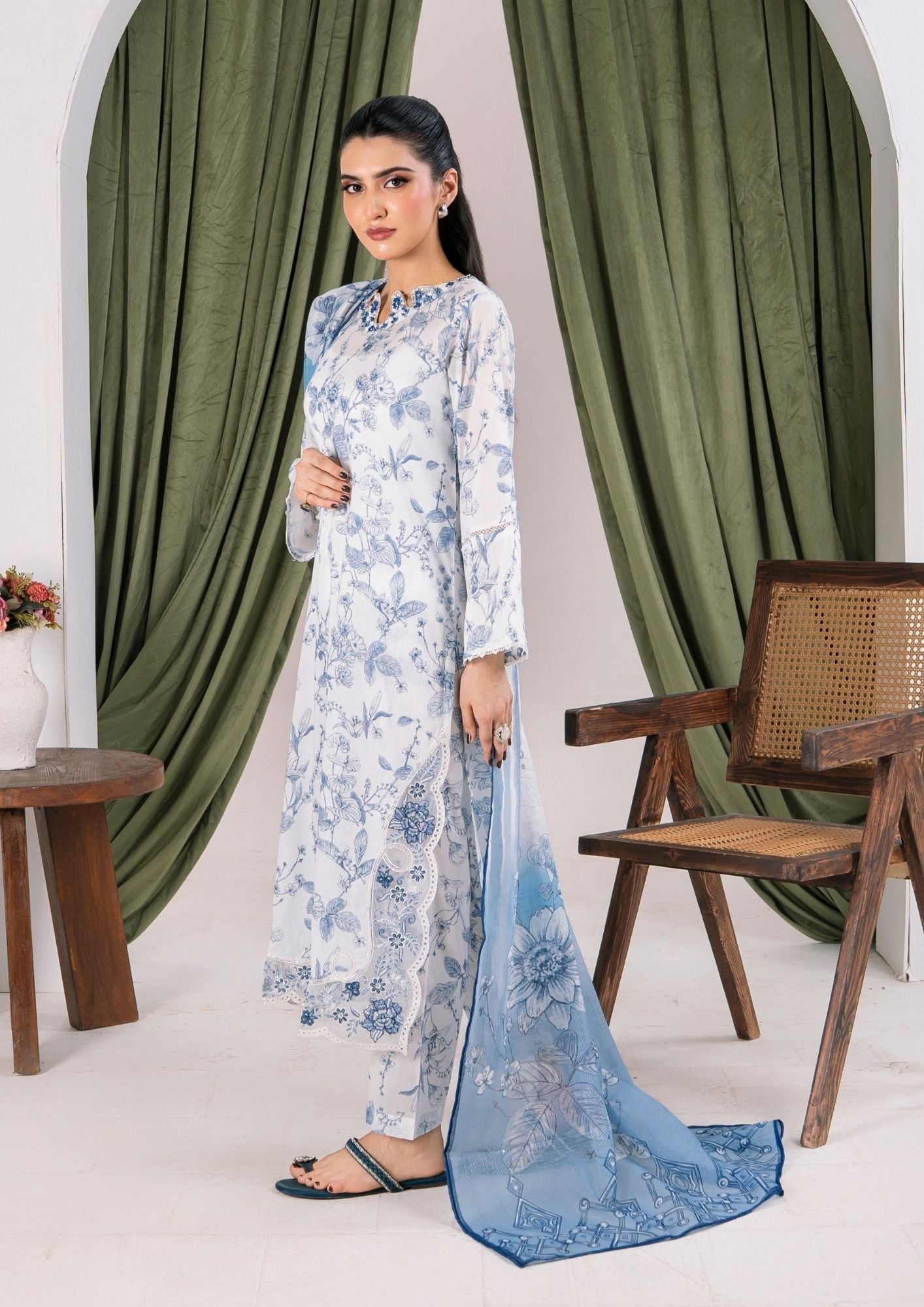 Alfatah Pret Printed Lawn with Embroidery RANAAI S25 0002 Women 3pcs