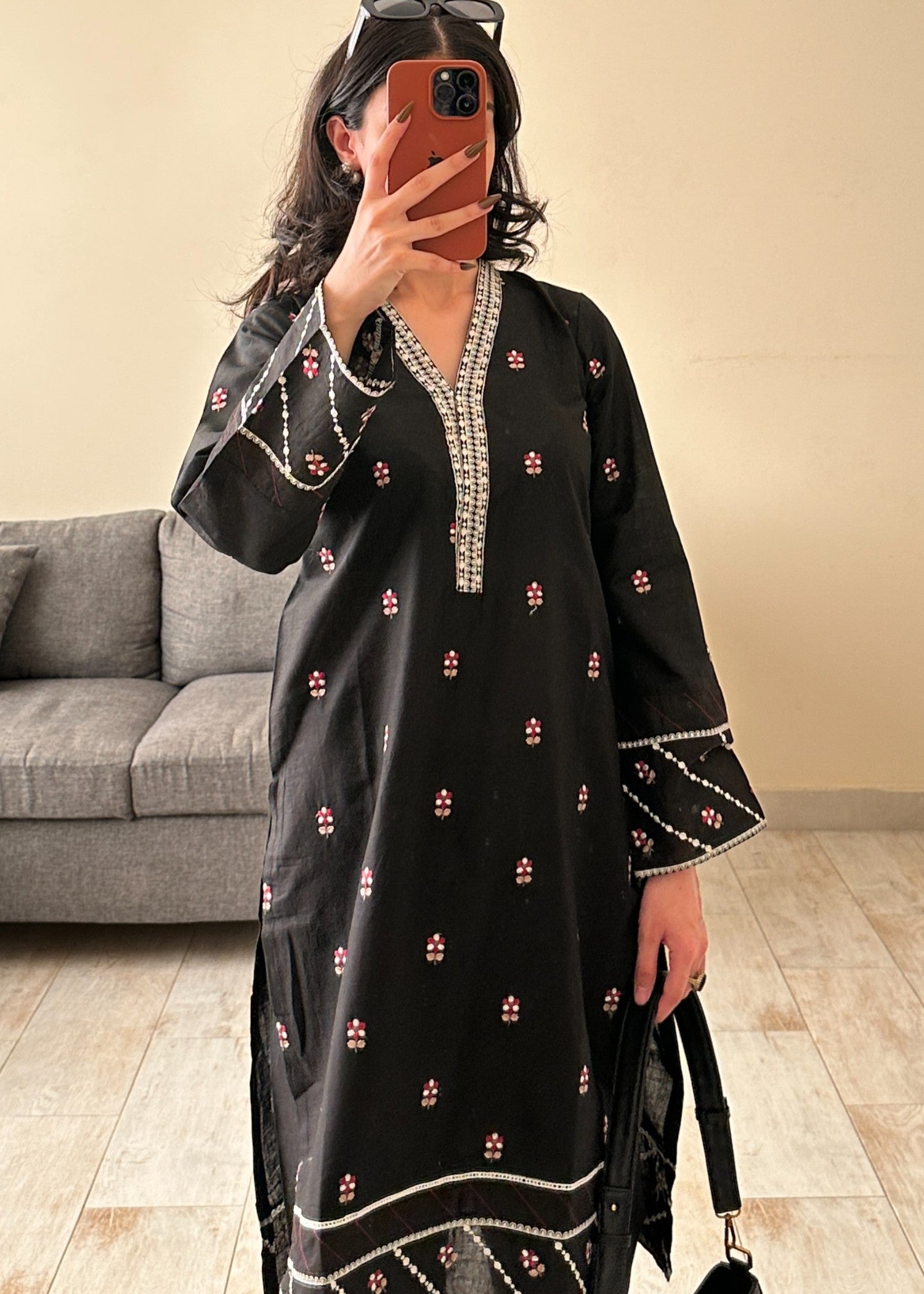 Zoya&Zafar Black Blossom Women 2pcs