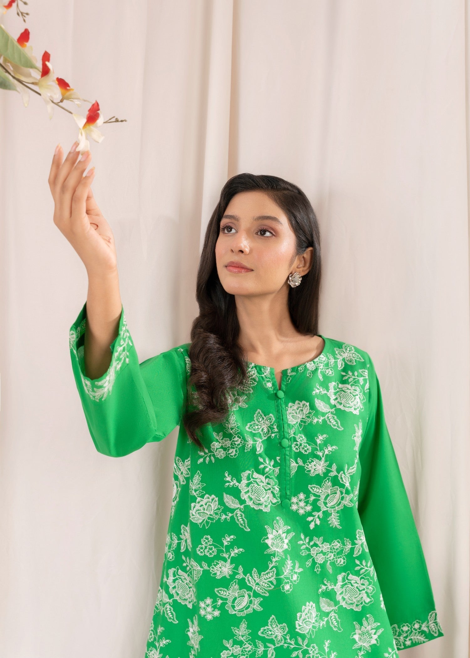 Musani Embroidered Lawn Stitched Shirt Green Women 1pcs