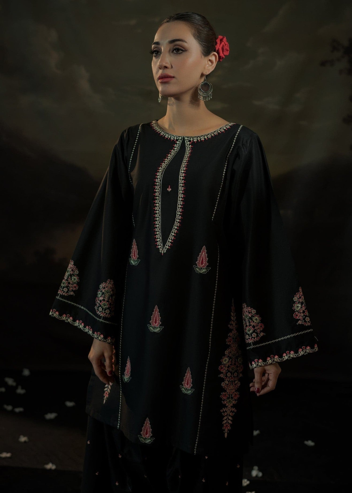 Gulposh Black Irus Women 2pcs