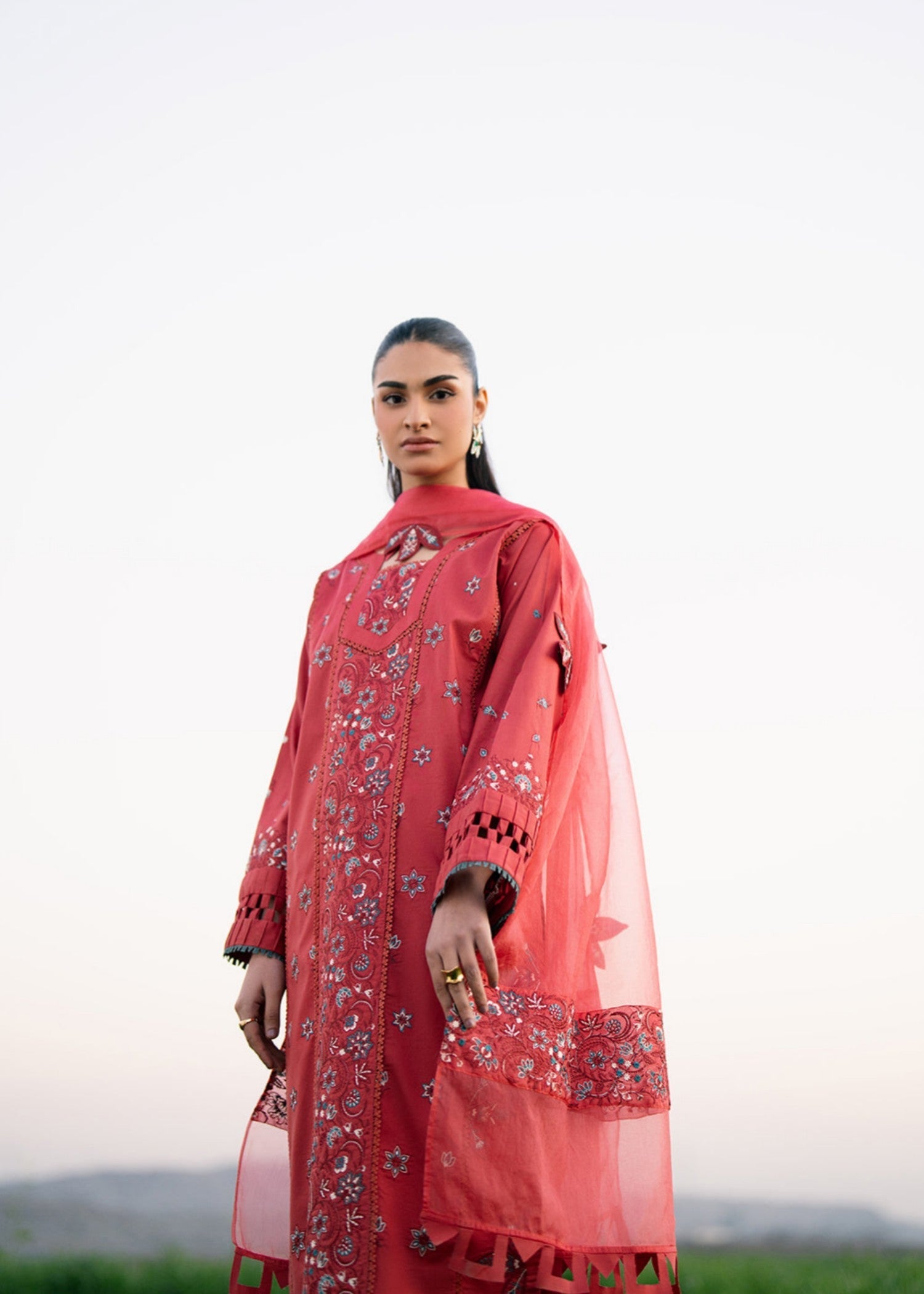 Musaif Ilzar () Women 3pcs