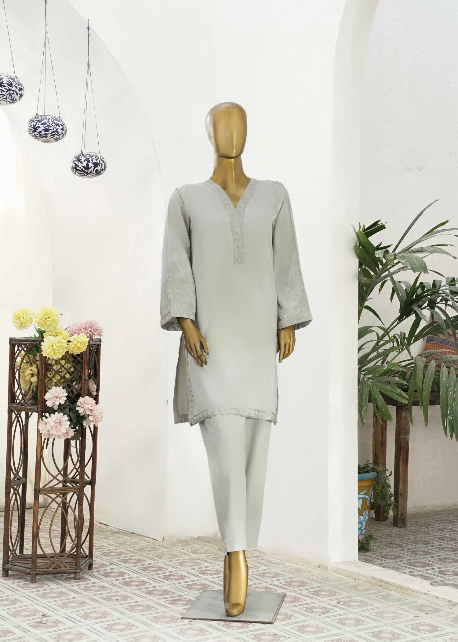 AYLA STUDIO Solid Embroidered SE250404 RAAT KI ROSHNI Women 2pcs