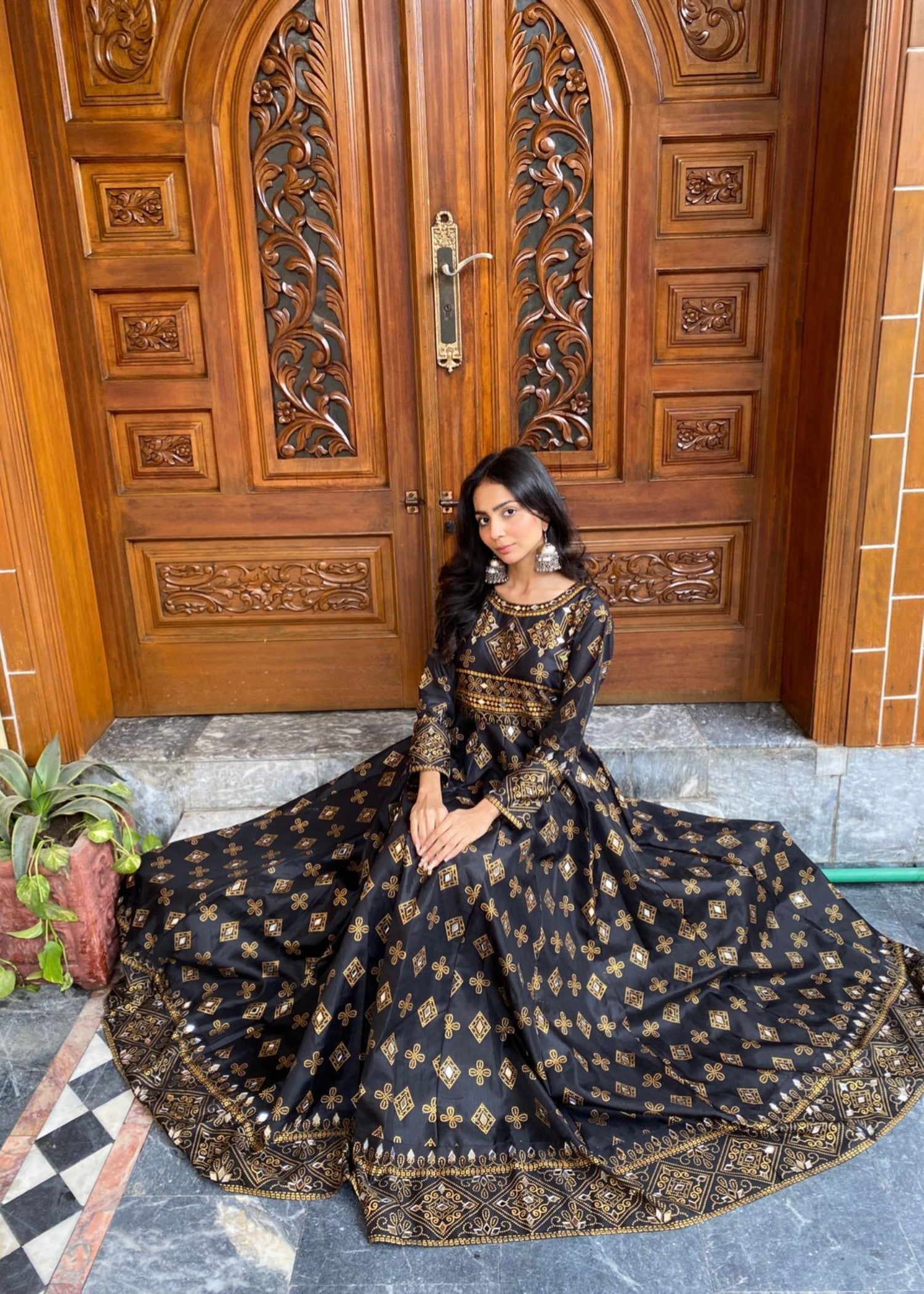 1 Virsapret R2 black Women 2pcs