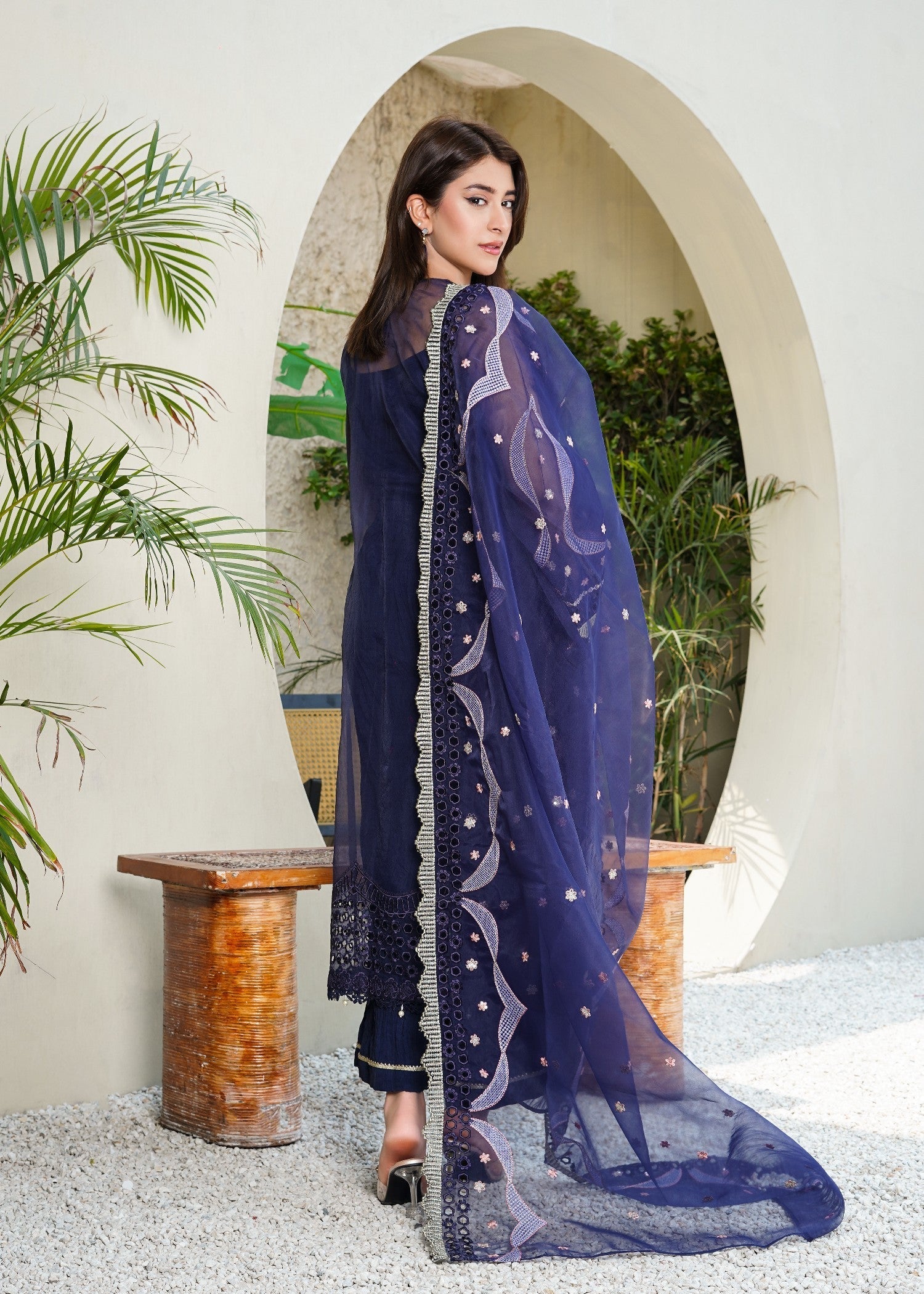 Surmai ELLA Embroidered Women 4pcs